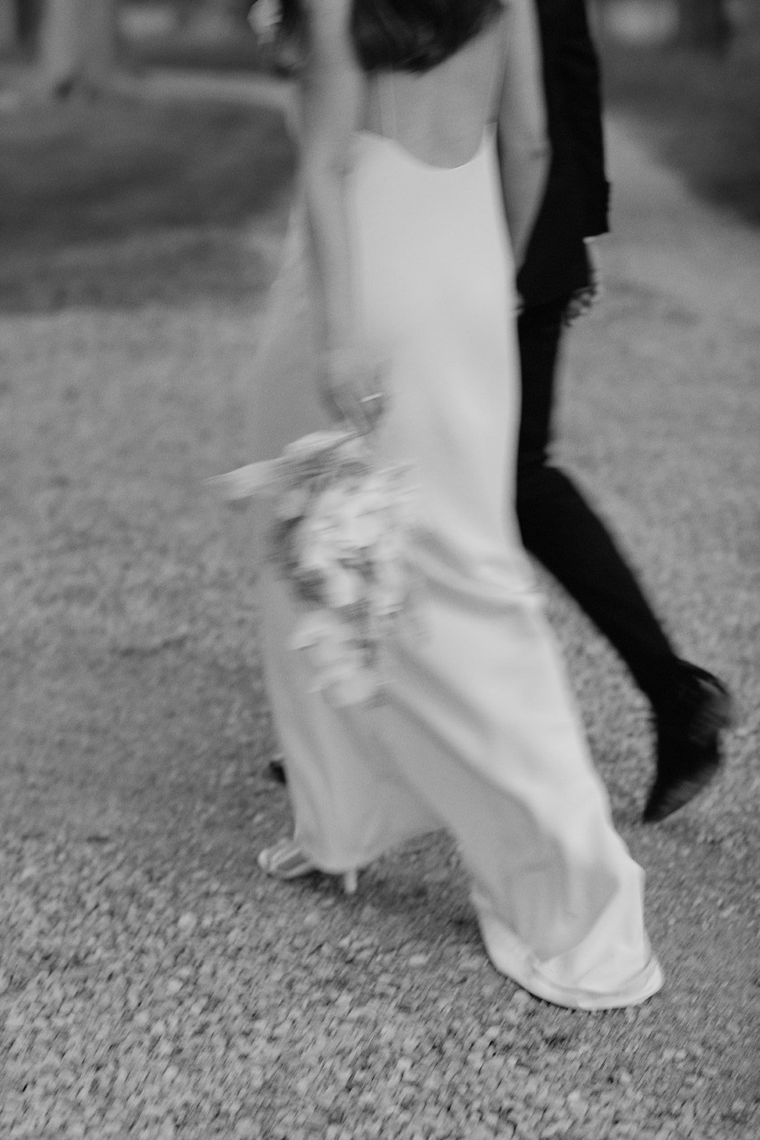 AT21_2321z-e.jpg