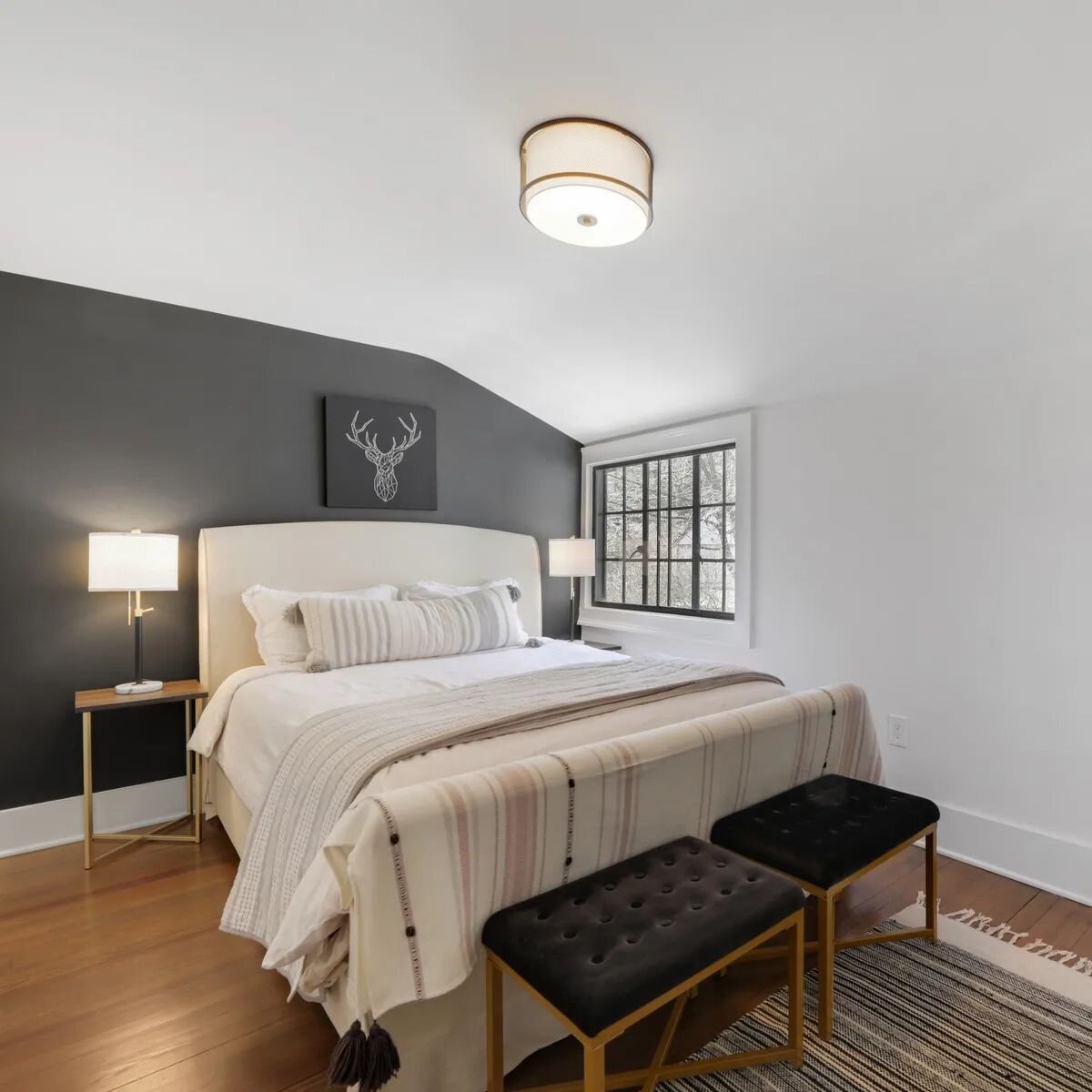 The 3rd floor features three more bedrooms and one full bath. Host guests in the large suite with attached full bath. Perhaps use the other two bedrooms as dream work-from-home offices with inspiring views of nature and NYC.
#montclairdesigners #mont