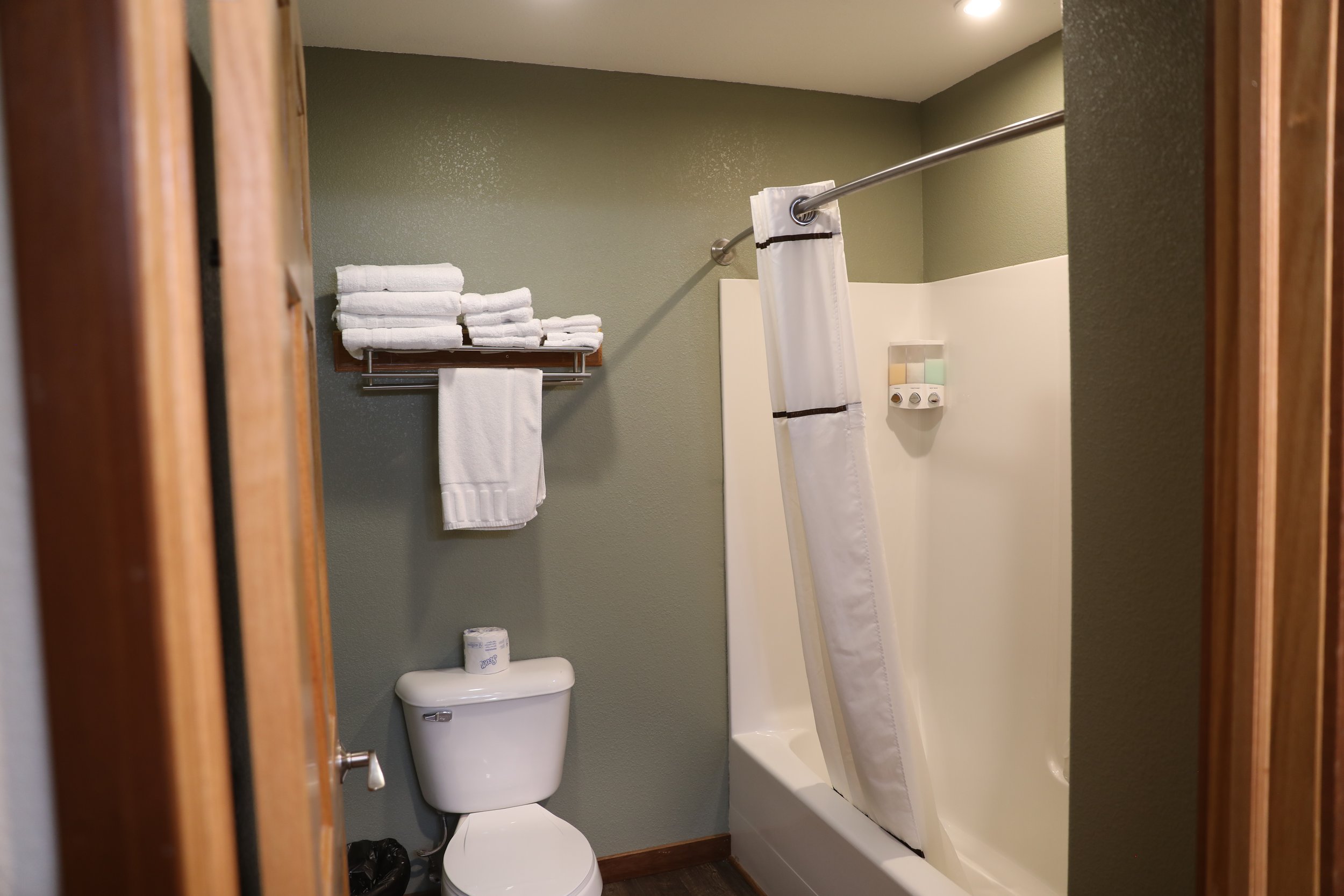 Hotel Rooms Available in Broadus, Montana — Sagebrush Inn & Suites