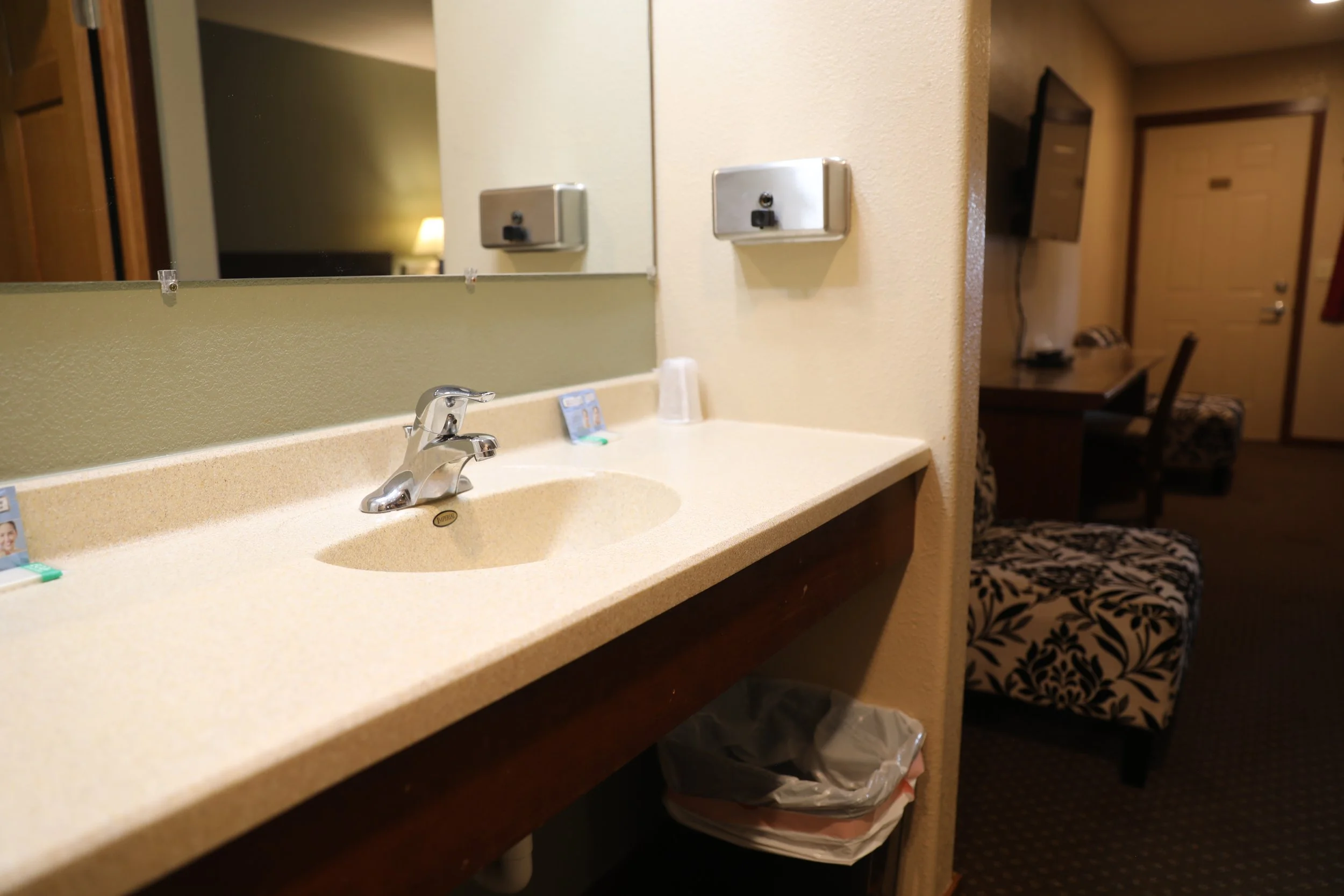 Hotel Rooms Available in Broadus, Montana — Sagebrush Inn & Suites