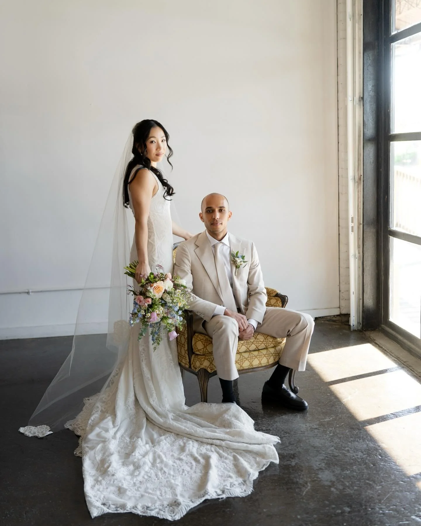 Helen &amp; Donovan 📚💳🌸

Their wedding day felt like stepping into the sweetest little love story 🤍📖✨
A beautiful spring celebration at Westside Warehouse, filled with the most thoughtful, personal touches&hellip; from a cozy &ldquo;library&rdqu