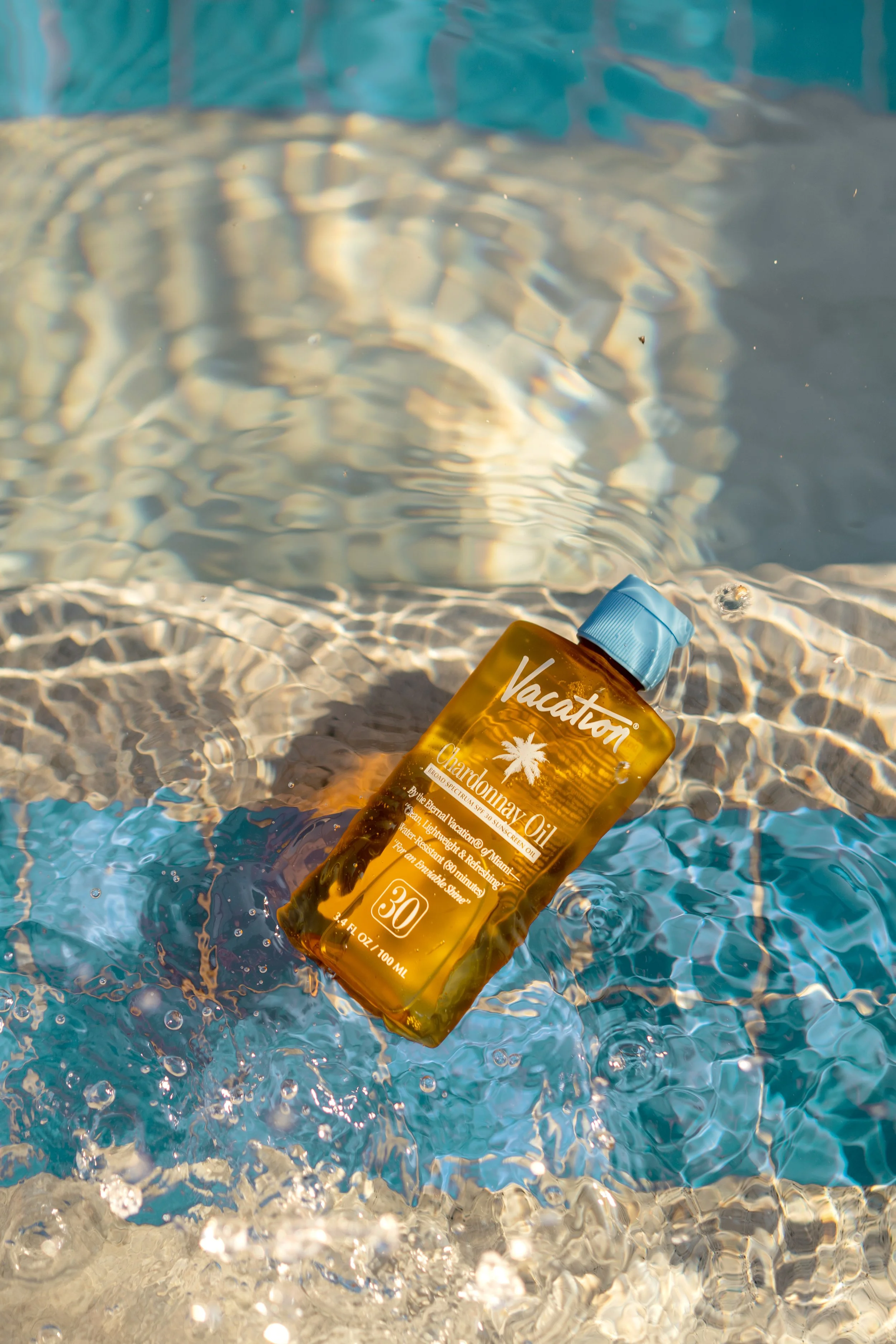 AuroraPhotography_VacationSunscreen_Branding-4.jpg