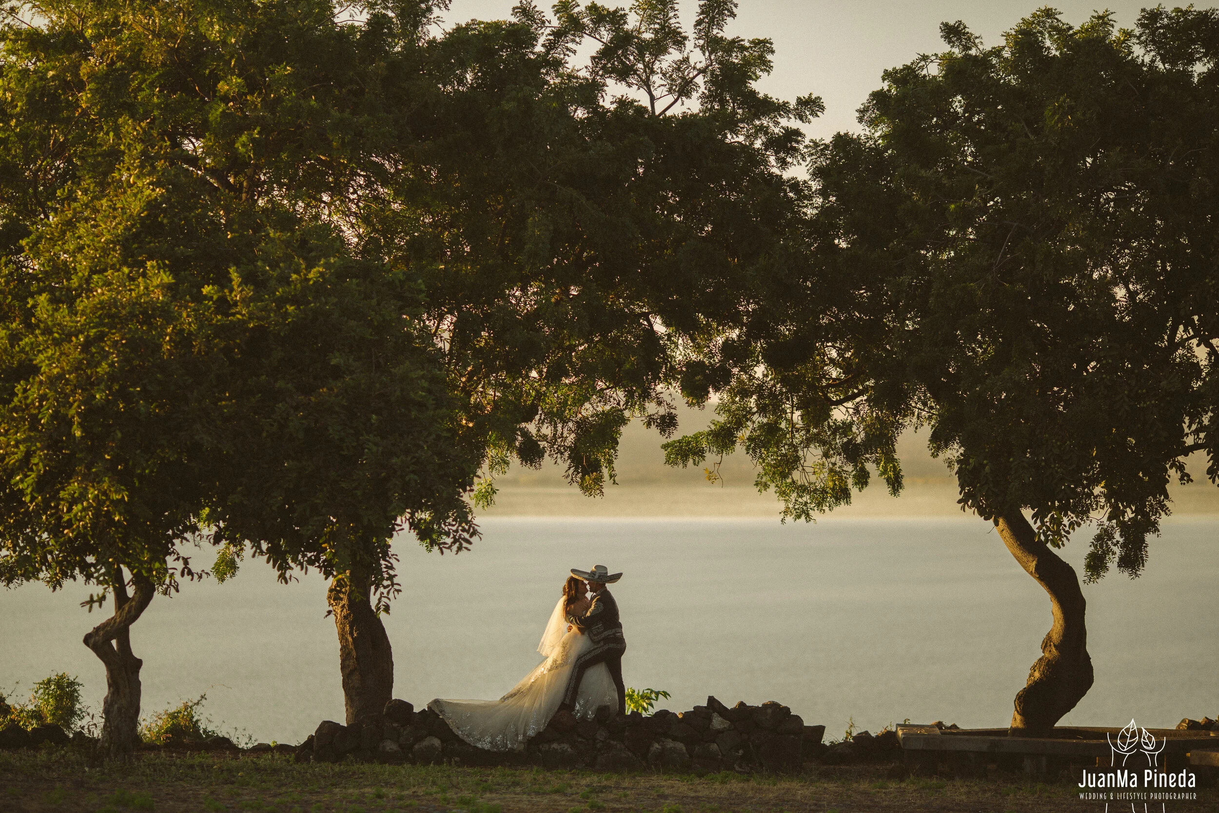Trash+Dress+Isla+Mezcala+Fotografo+Bodas+Guadalajara-1-20.jpg
