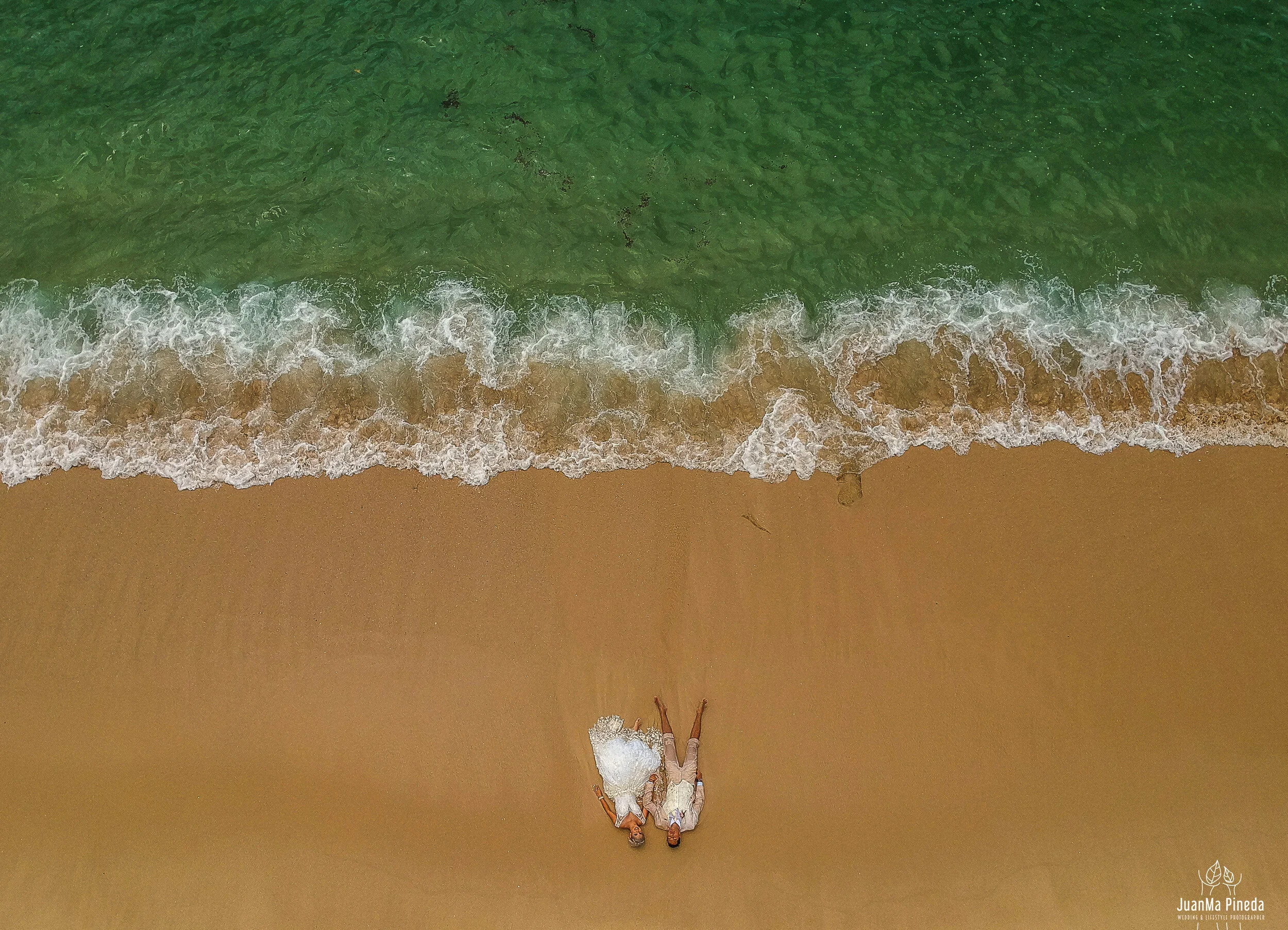 Trash+Dress+Vallarta+Destination+Wedding+Mexico-1-15.jpg