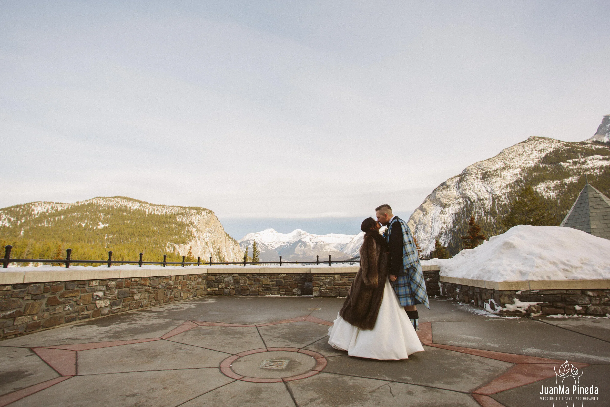 First+Look+Wedding+Photographer-1-33.jpg