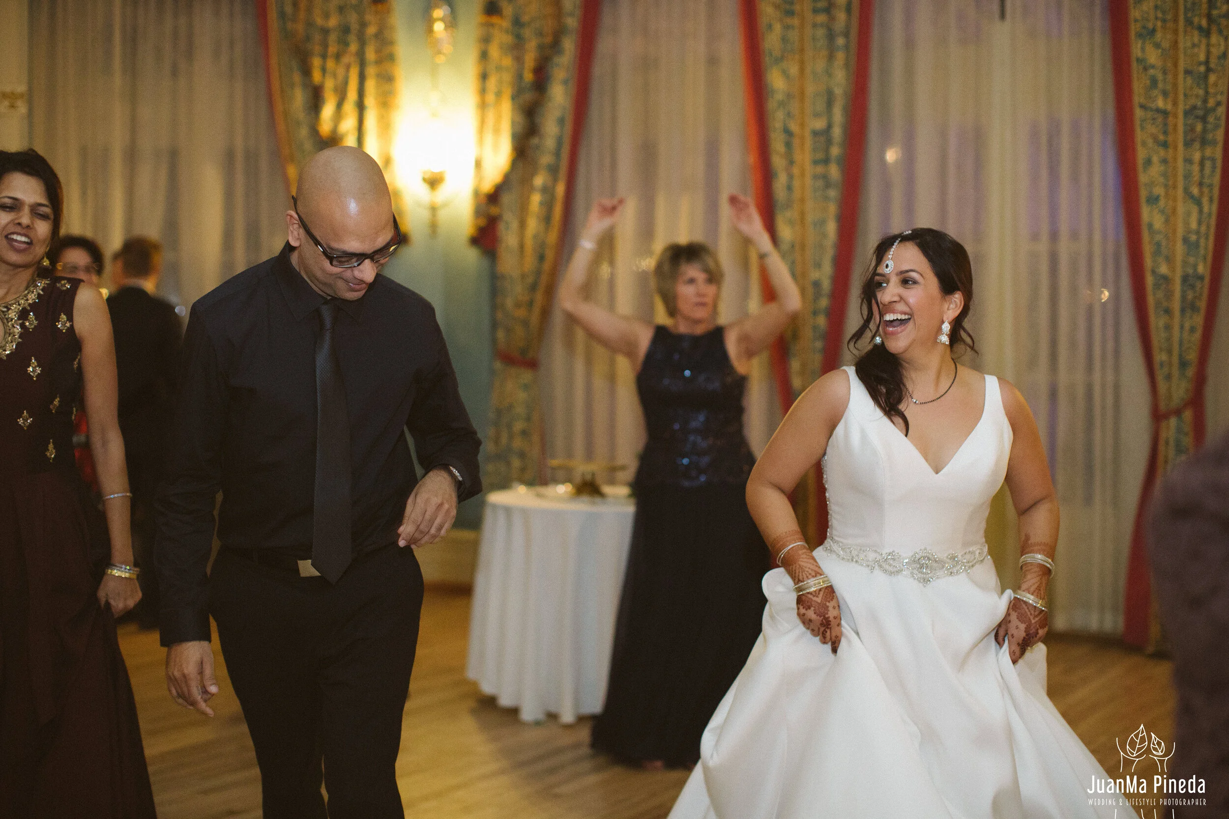 Wedding+Day+Photographer+Destination+Banff+Mexico-001-31.jpg