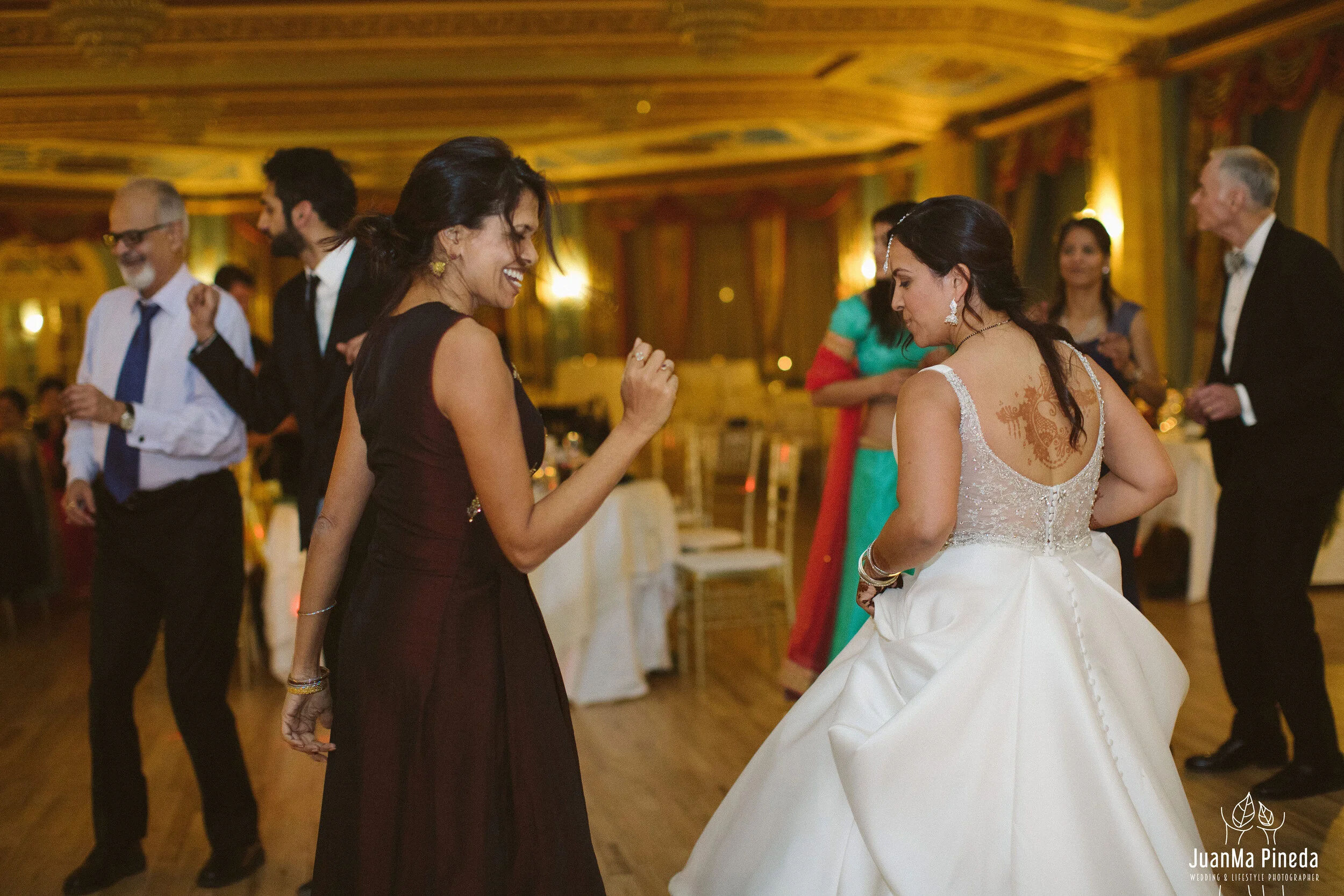 Wedding+Day+Photographer+Destination+Banff+Mexico-001-34.jpg