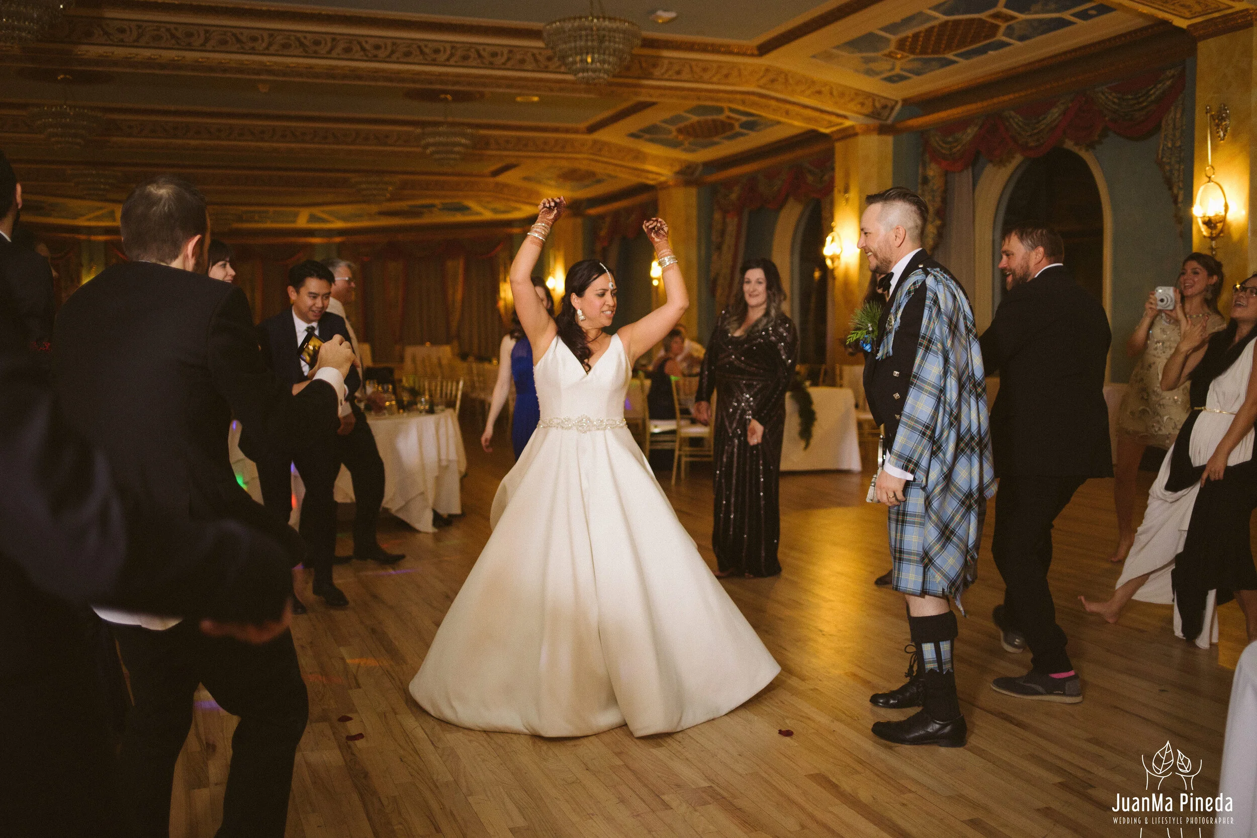 Wedding+Day+Photographer+Destination+Banff+Mexico-001-75.jpg