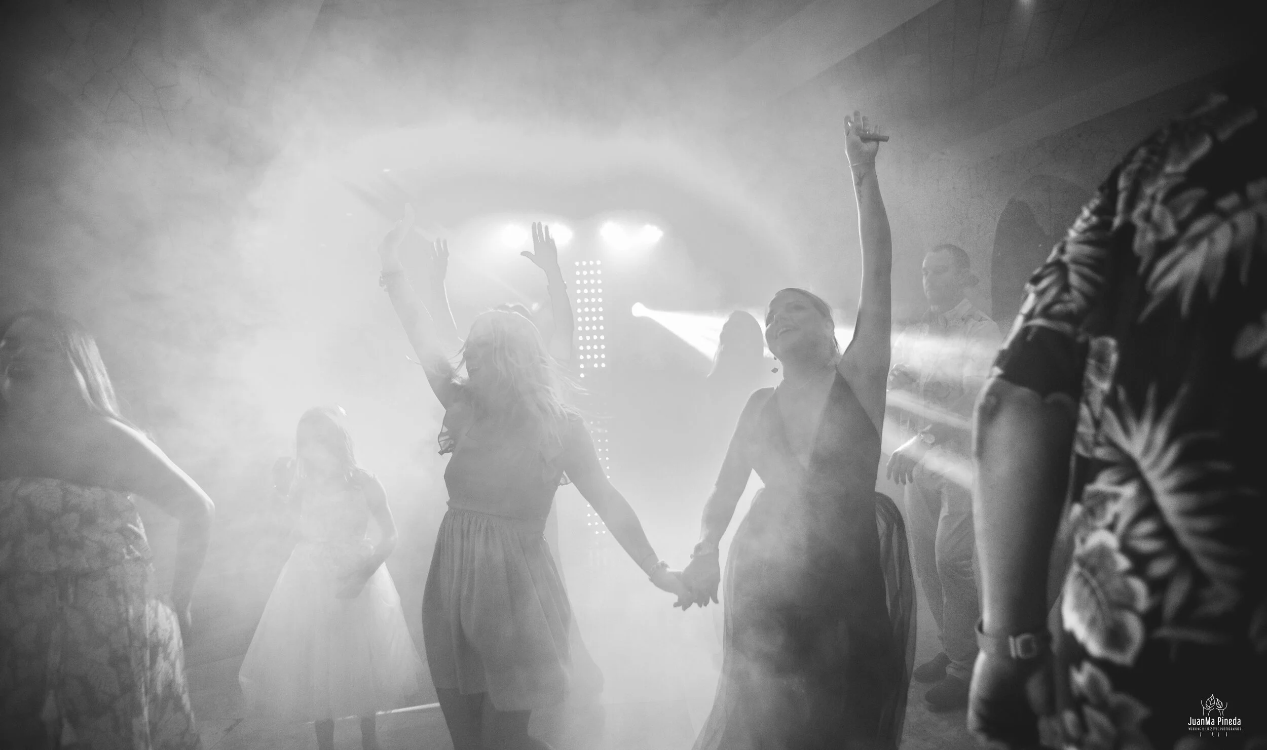 Wedding+Day+Hotel+Xcaret+Destination+Photographer-1-150.jpg