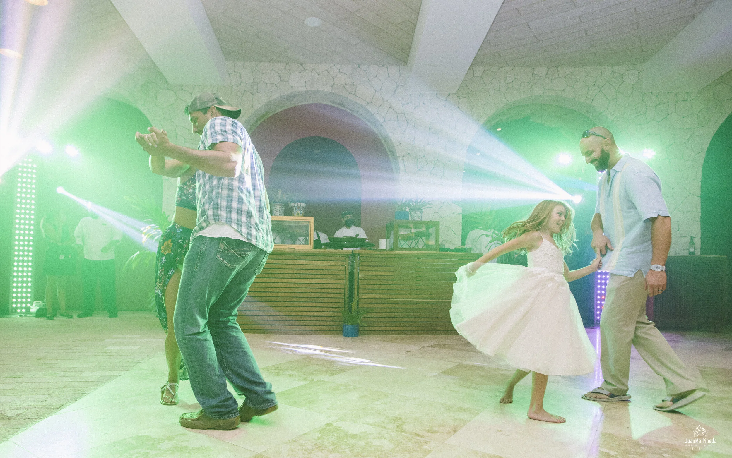 Wedding+Day+Hotel+Xcaret+Destination+Photographer-1-175.jpg