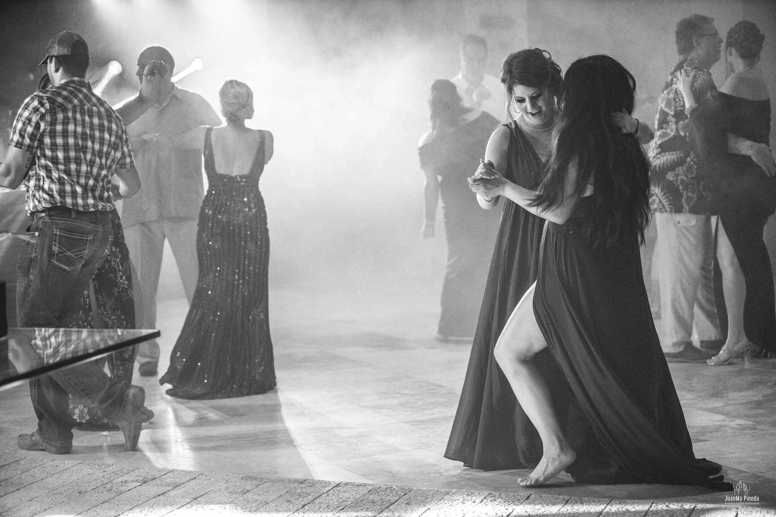 Wedding+Day+Hotel+Xcaret+Destination+Photographer-1-173.jpg