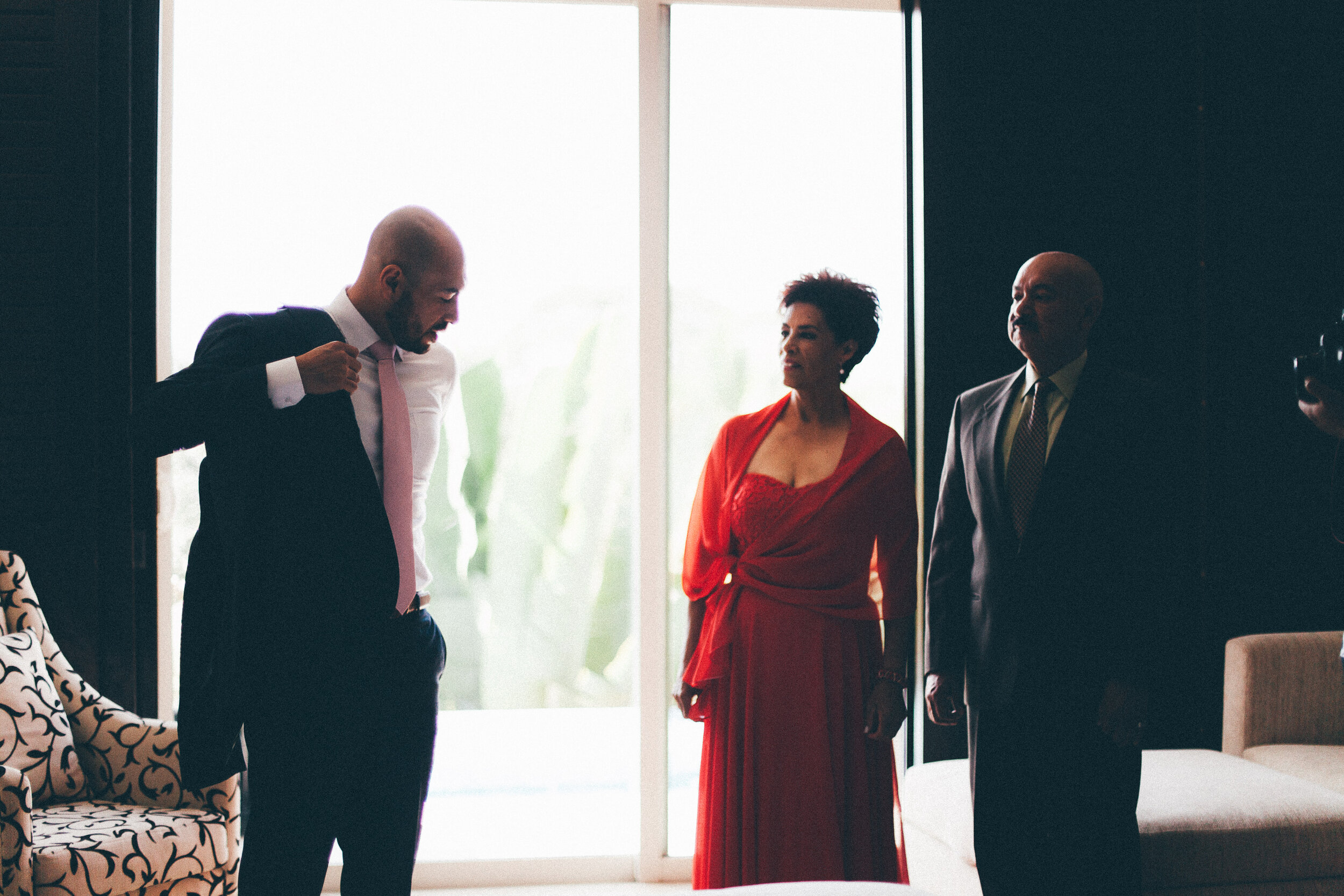 Getting-Ready-Destination-Wedding-82048.jpg