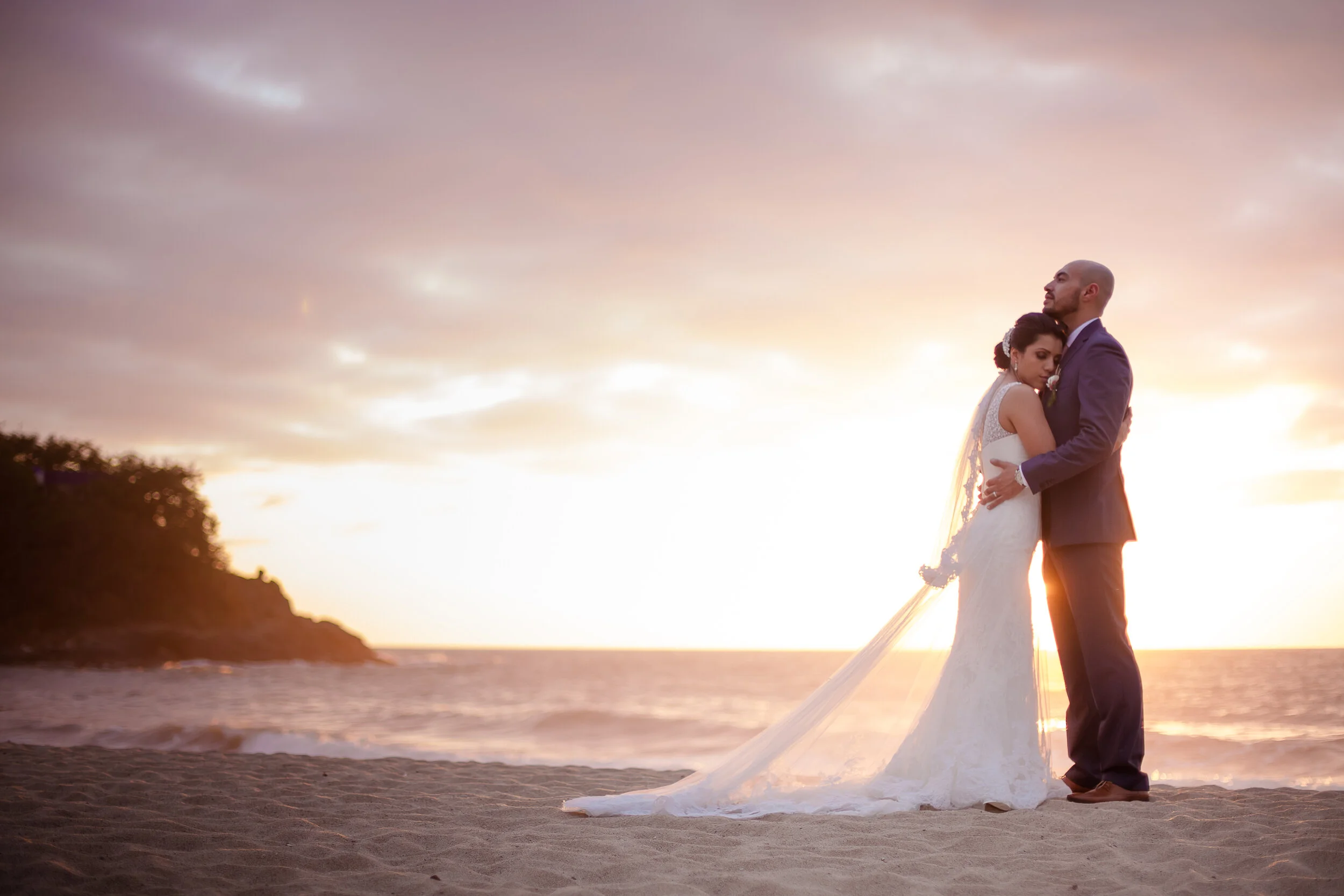Sunset-Shooting-Beach-session-28017.jpg