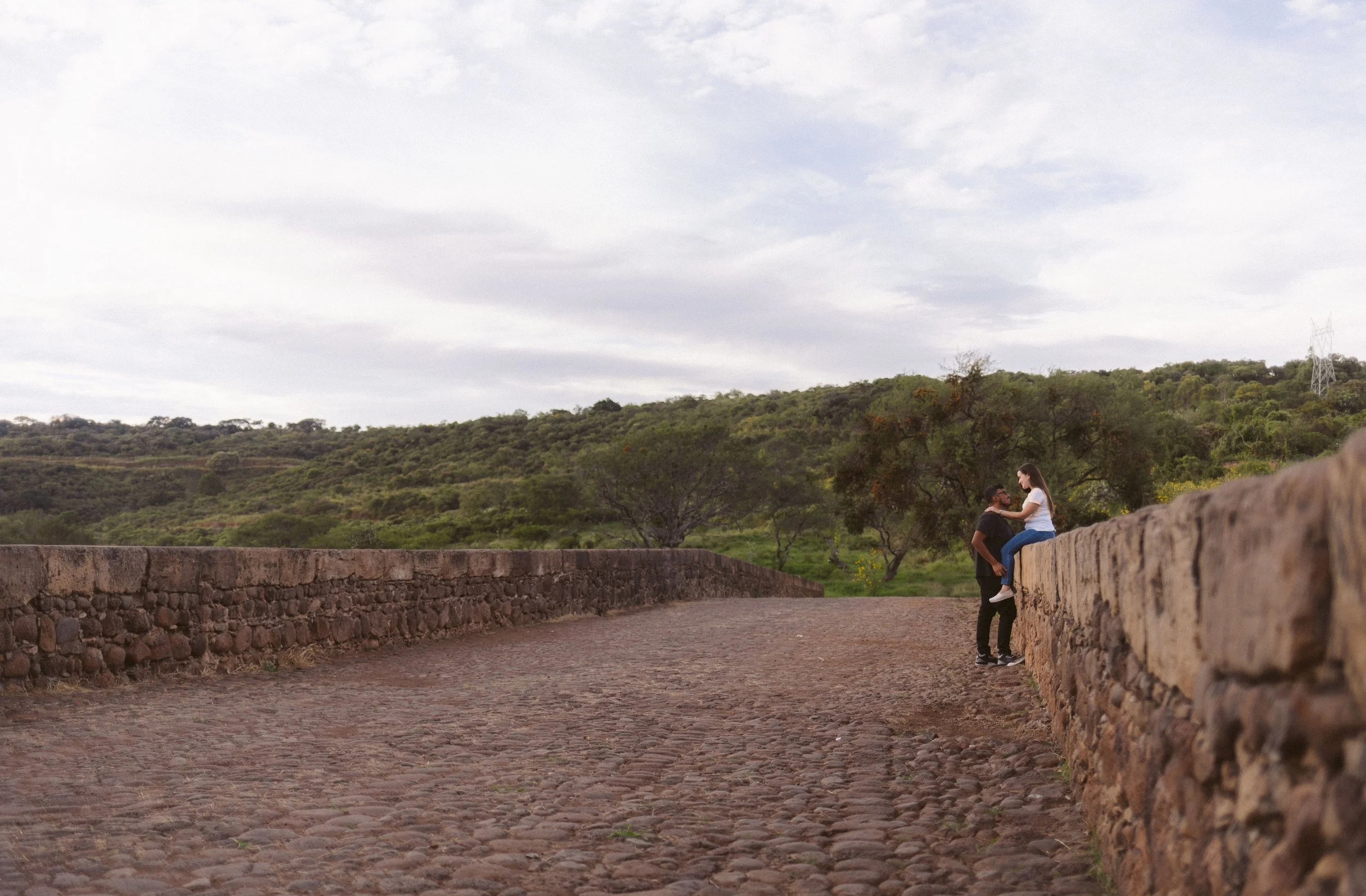 Sesión+Preboda+Puente+Calderon-1-25.jpg