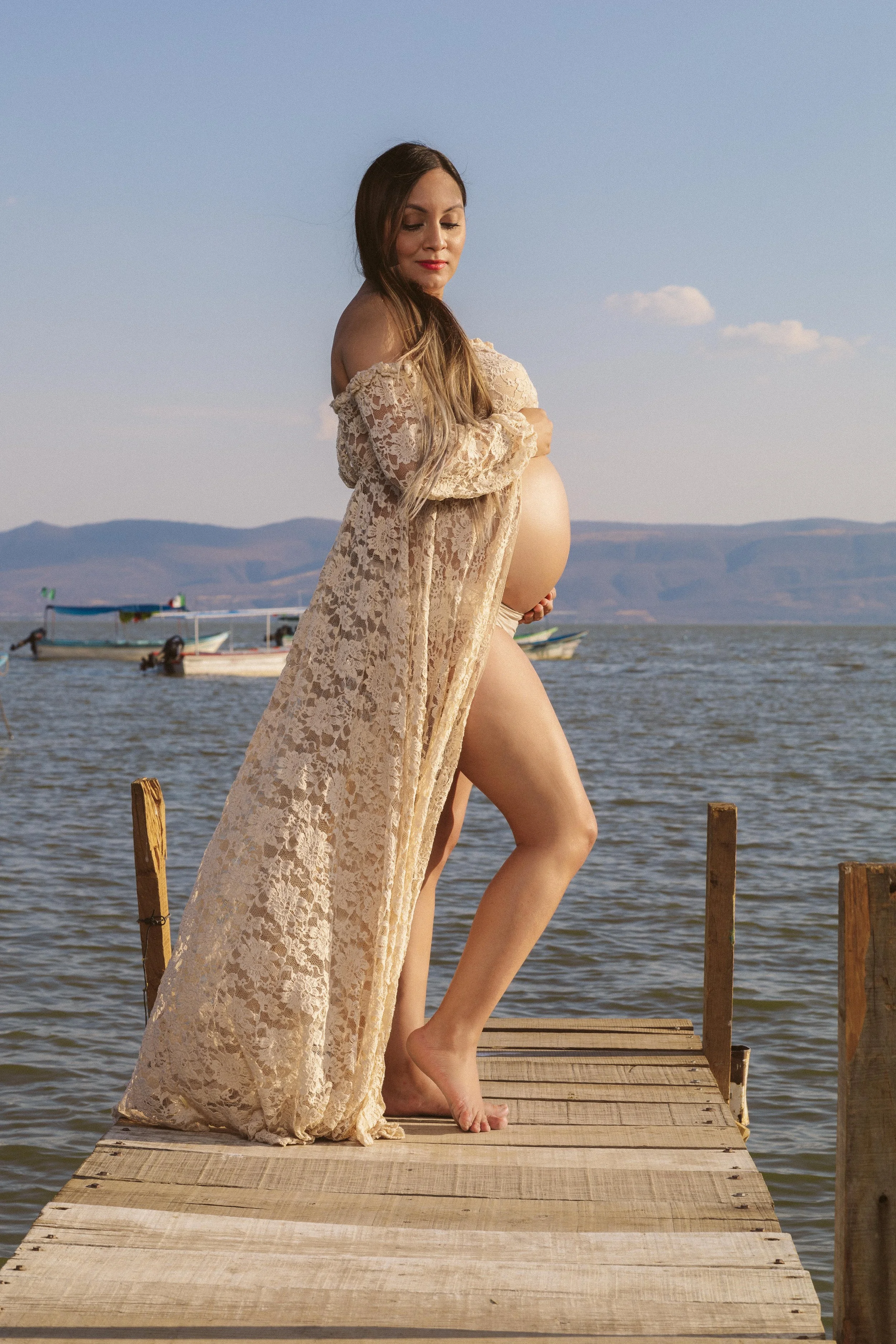  https://www.juanmapineda.com/blog/embarazo-maternidad/sesiones-fotograficas 