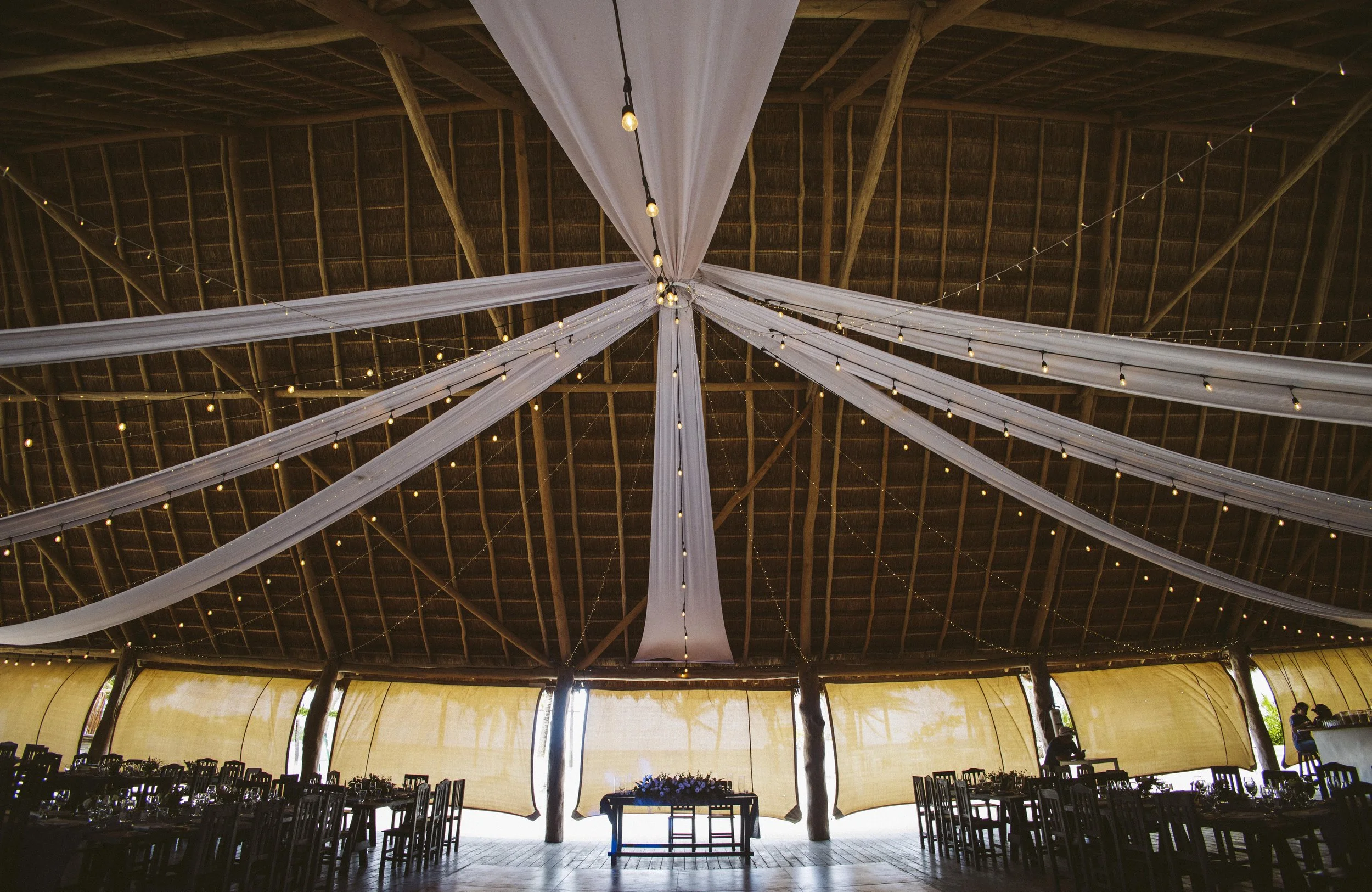  https://www.juanmapineda.com/bodas-destino 