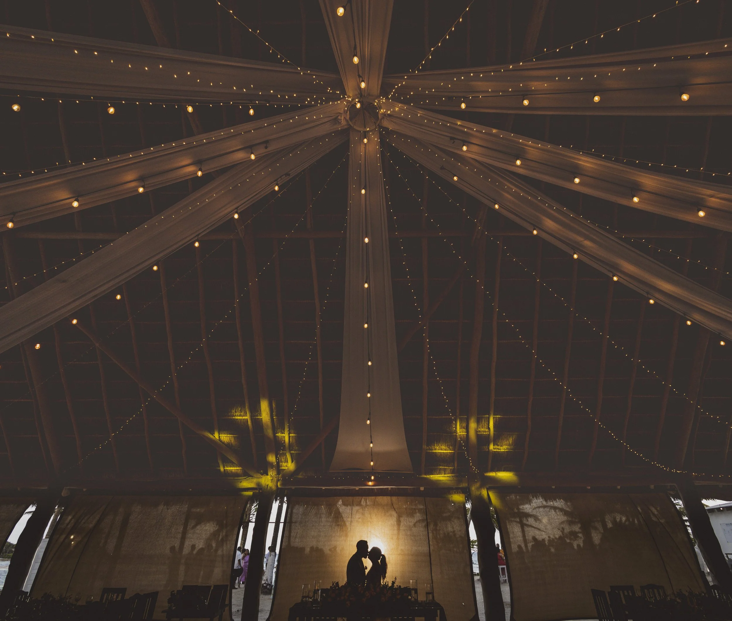  https://www.juanmapineda.com/bodas-destino 