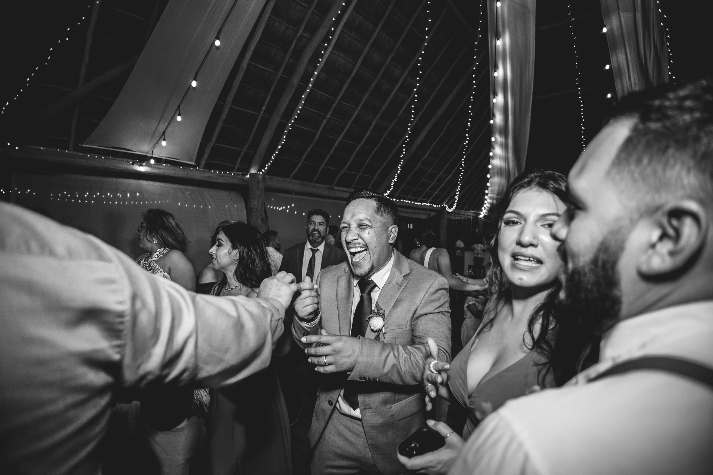  https://www.juanmapineda.com/bodas-destino 
