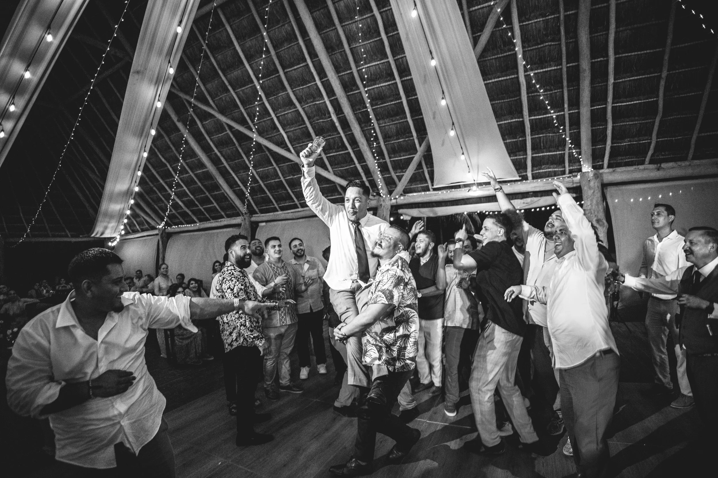  https://www.juanmapineda.com/bodas-destino 