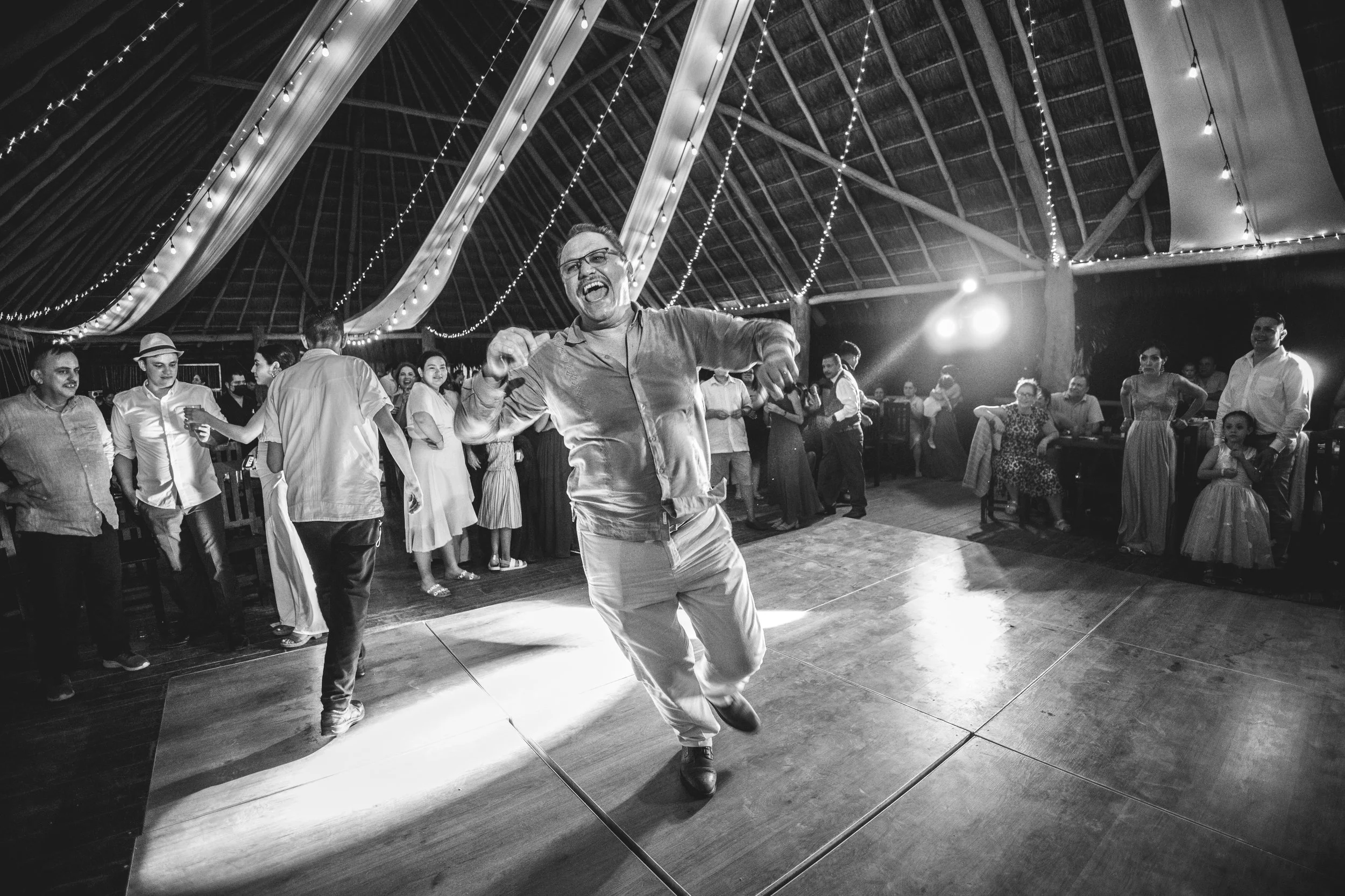  https://www.juanmapineda.com/bodas-destino 