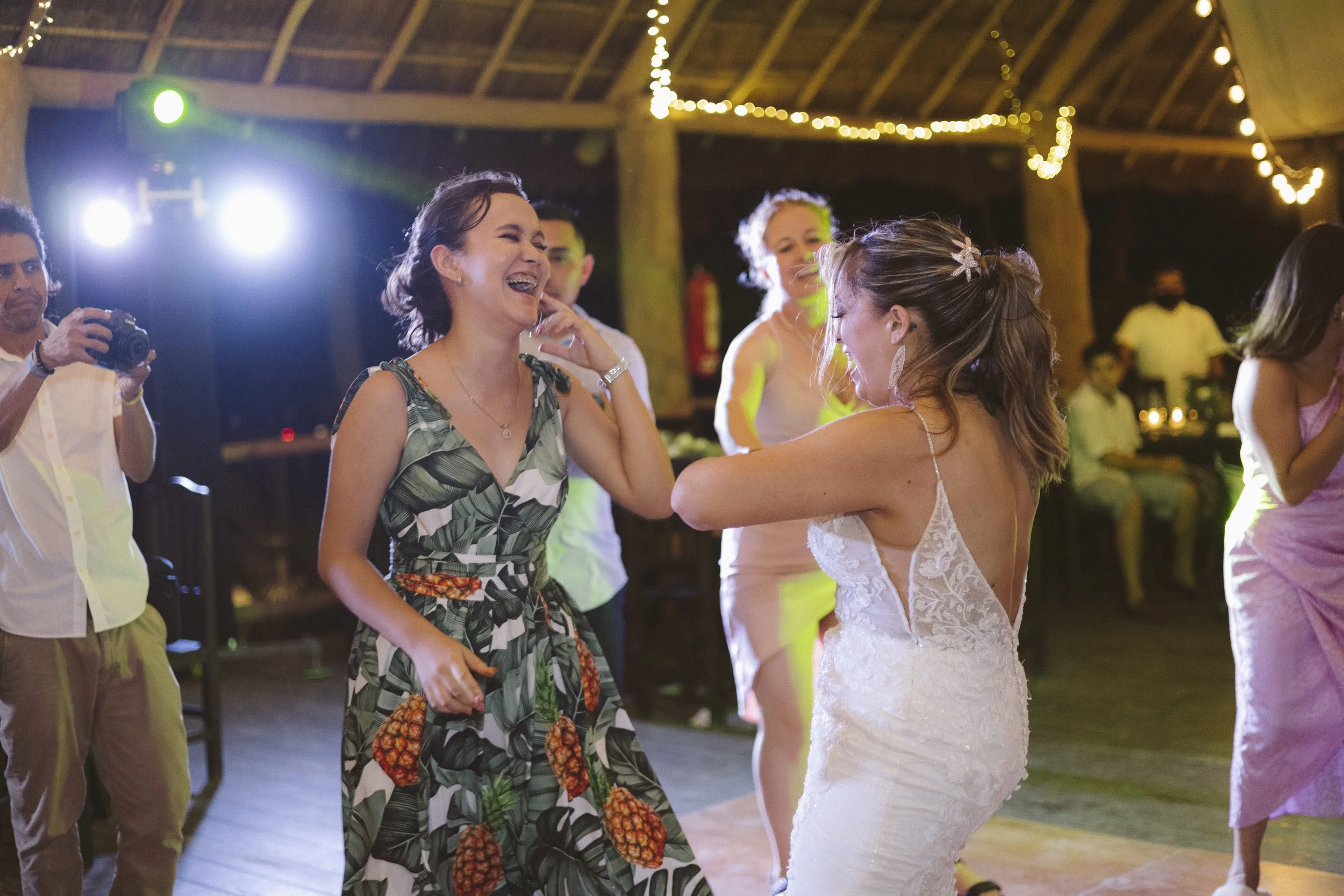  https://www.juanmapineda.com/bodas-destino 