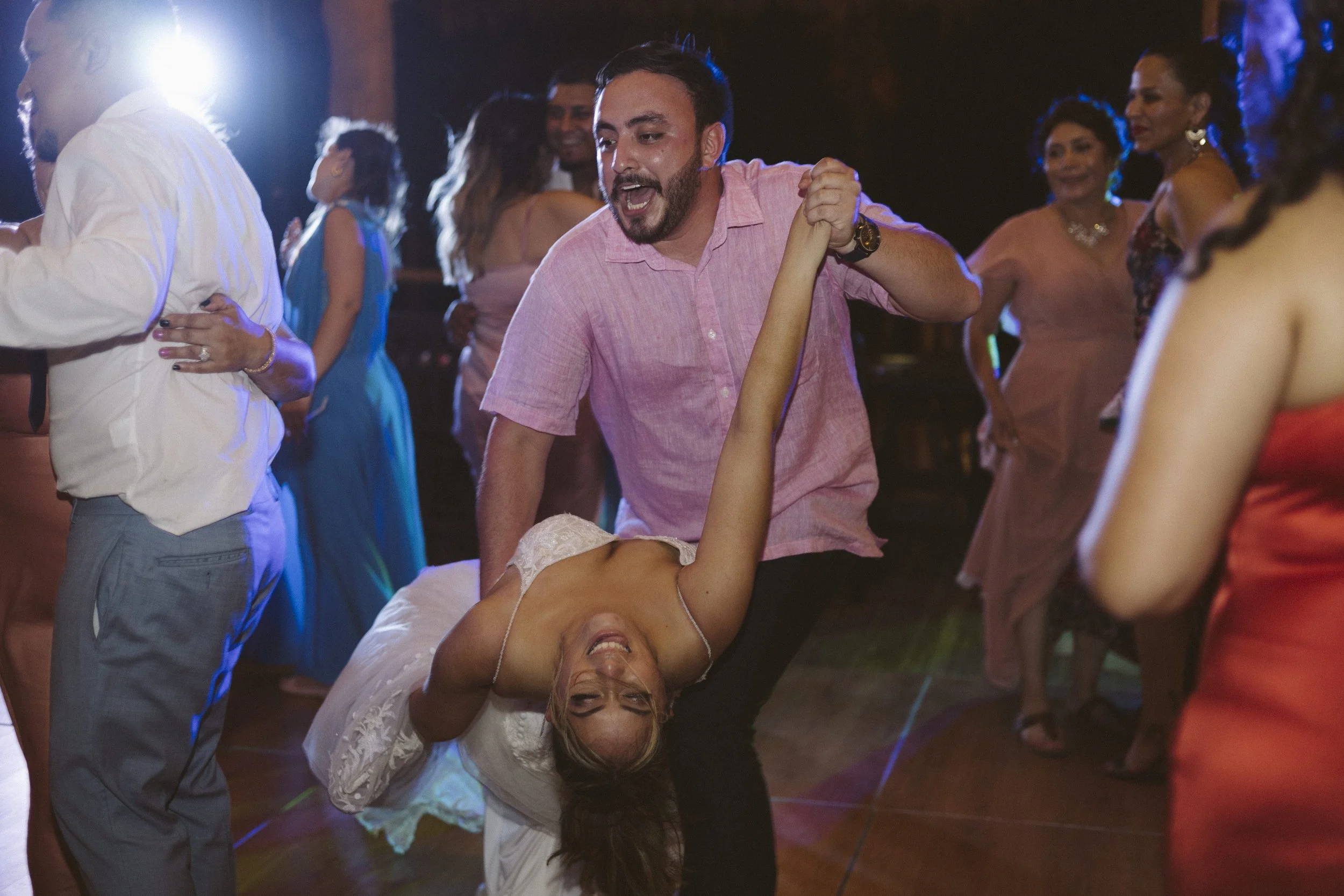  https://www.juanmapineda.com/bodas-destino 