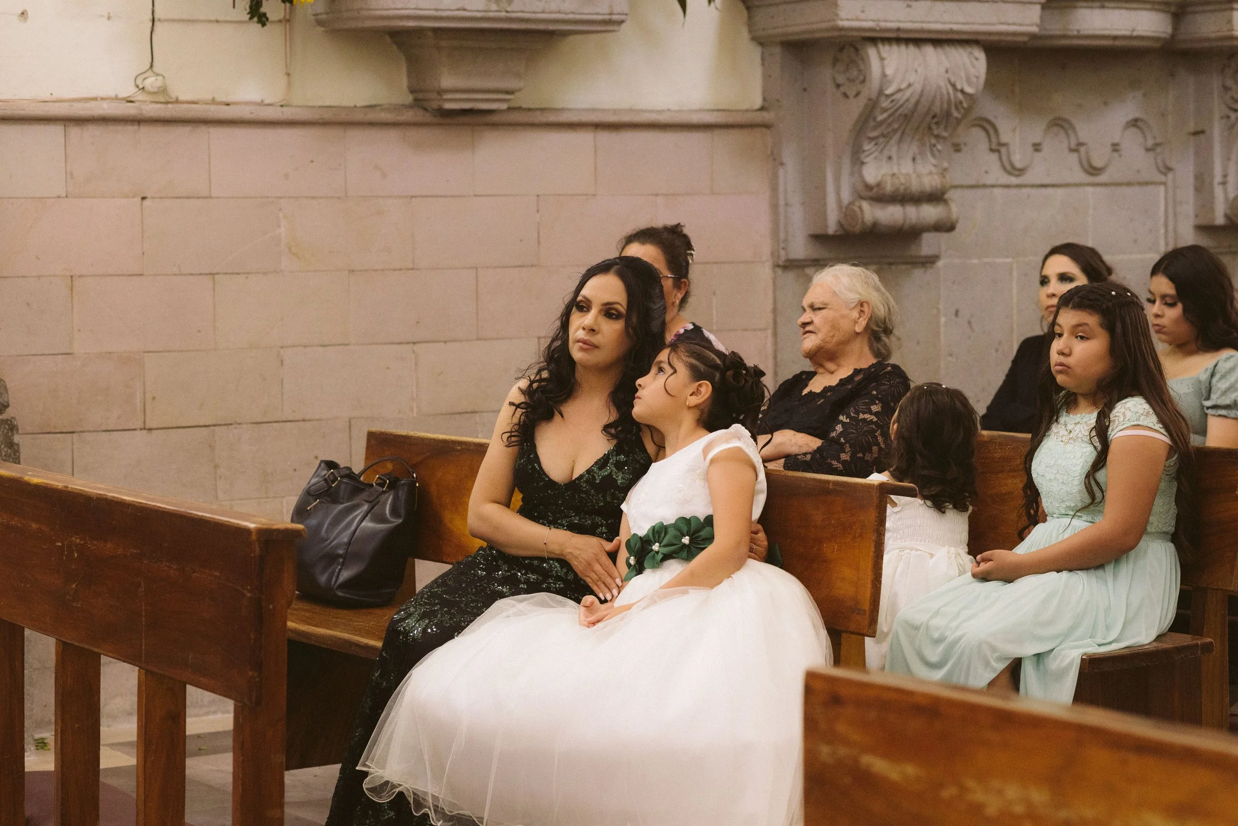  https://www.juanmapineda.com/fotografo-guadalajara/xv 