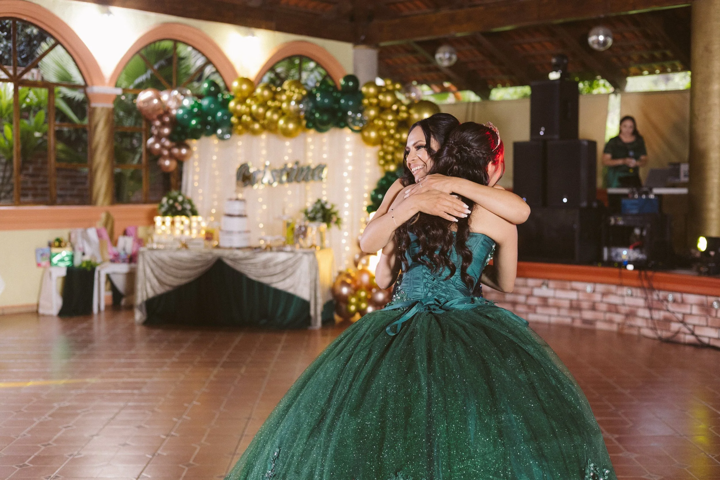  https://www.juanmapineda.com/fotografo-guadalajara/xv 