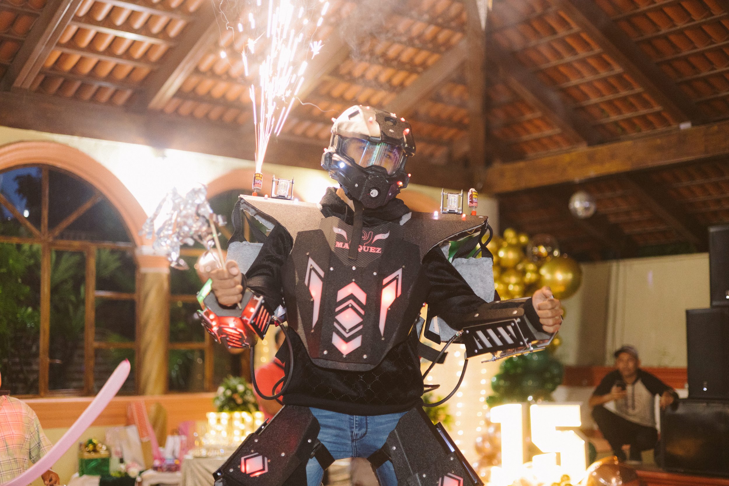  https://www.juanmapineda.com/fotografo-guadalajara/xv 