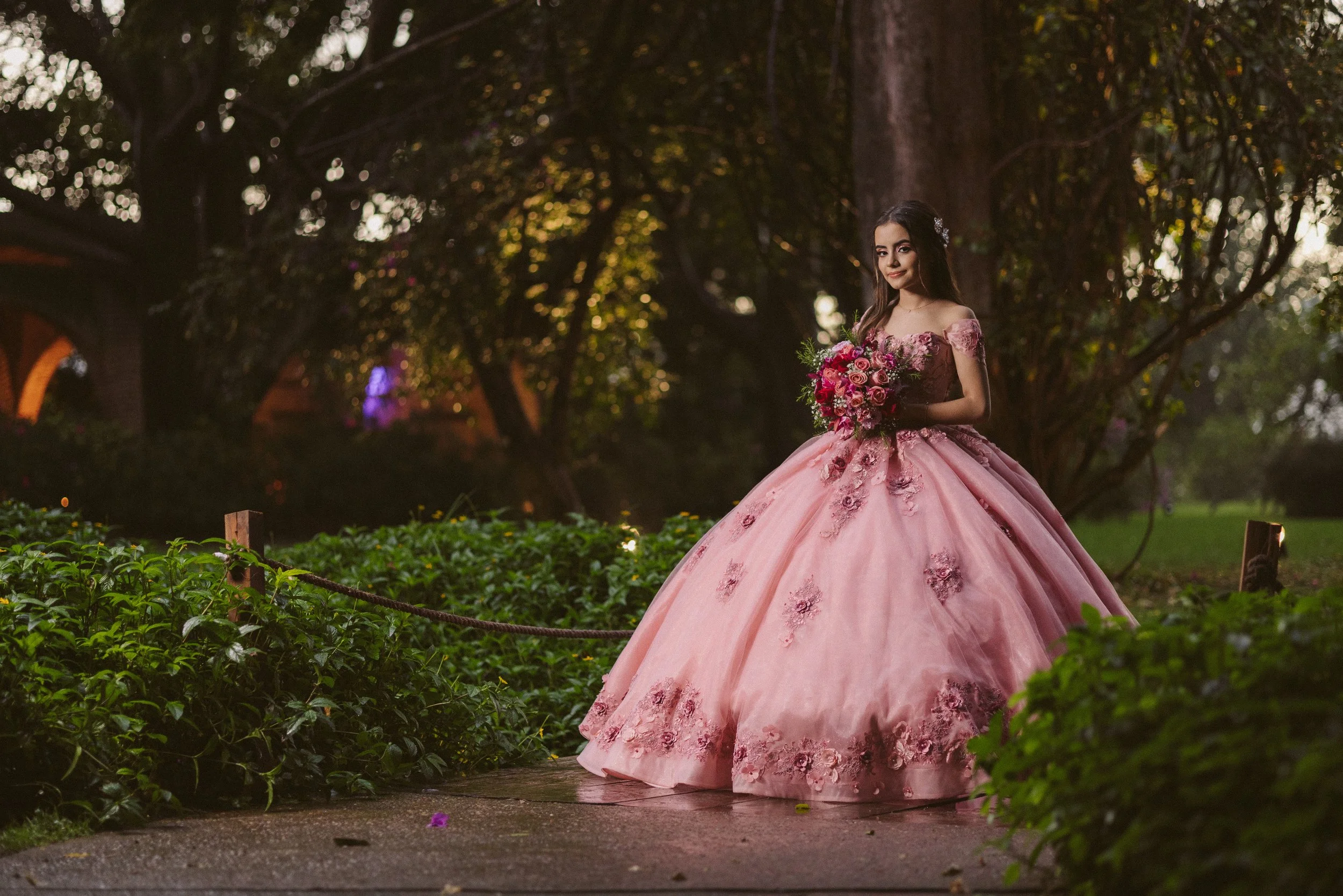  https://www.juanmapineda.com/fotografo-guadalajara/xv 