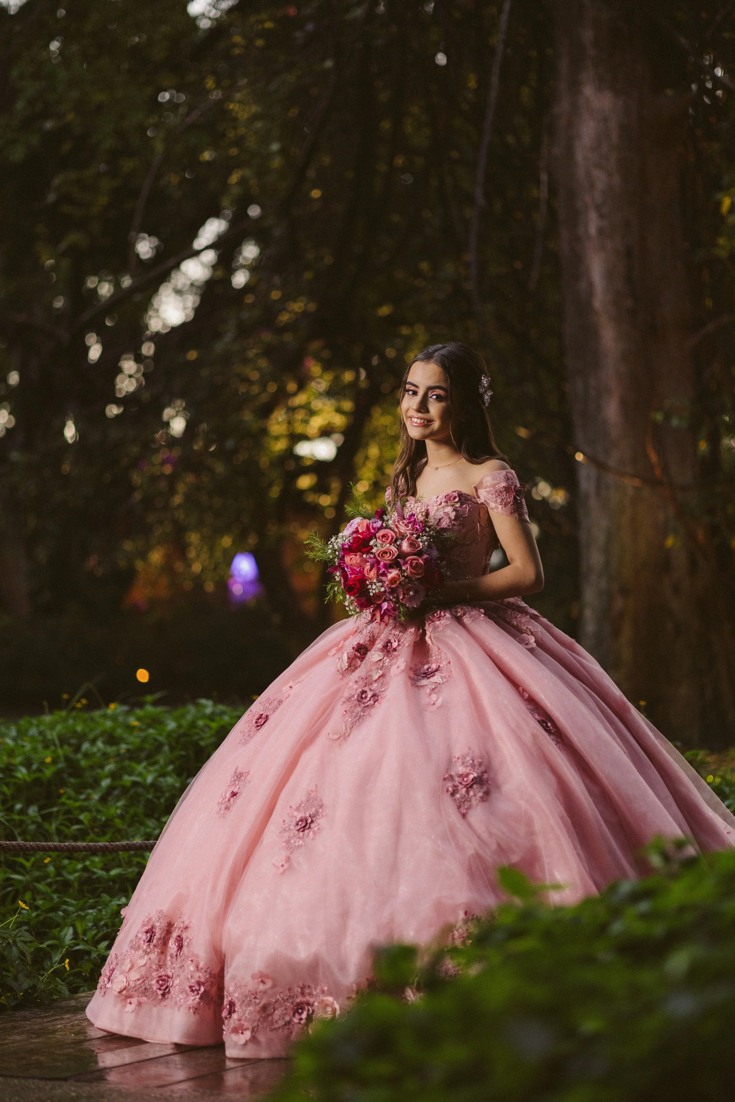  https://www.juanmapineda.com/fotografo-guadalajara/xv 