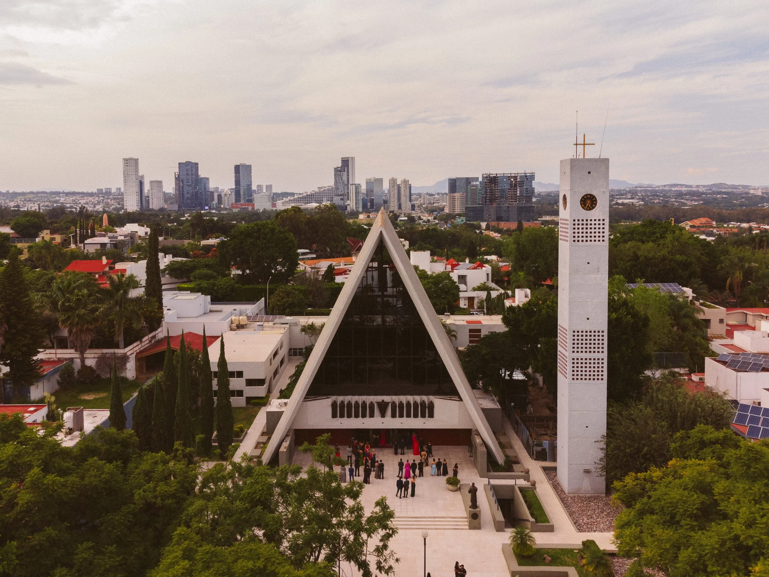  https://www.juanmapineda.com/fotografo-guadalajara/xv 