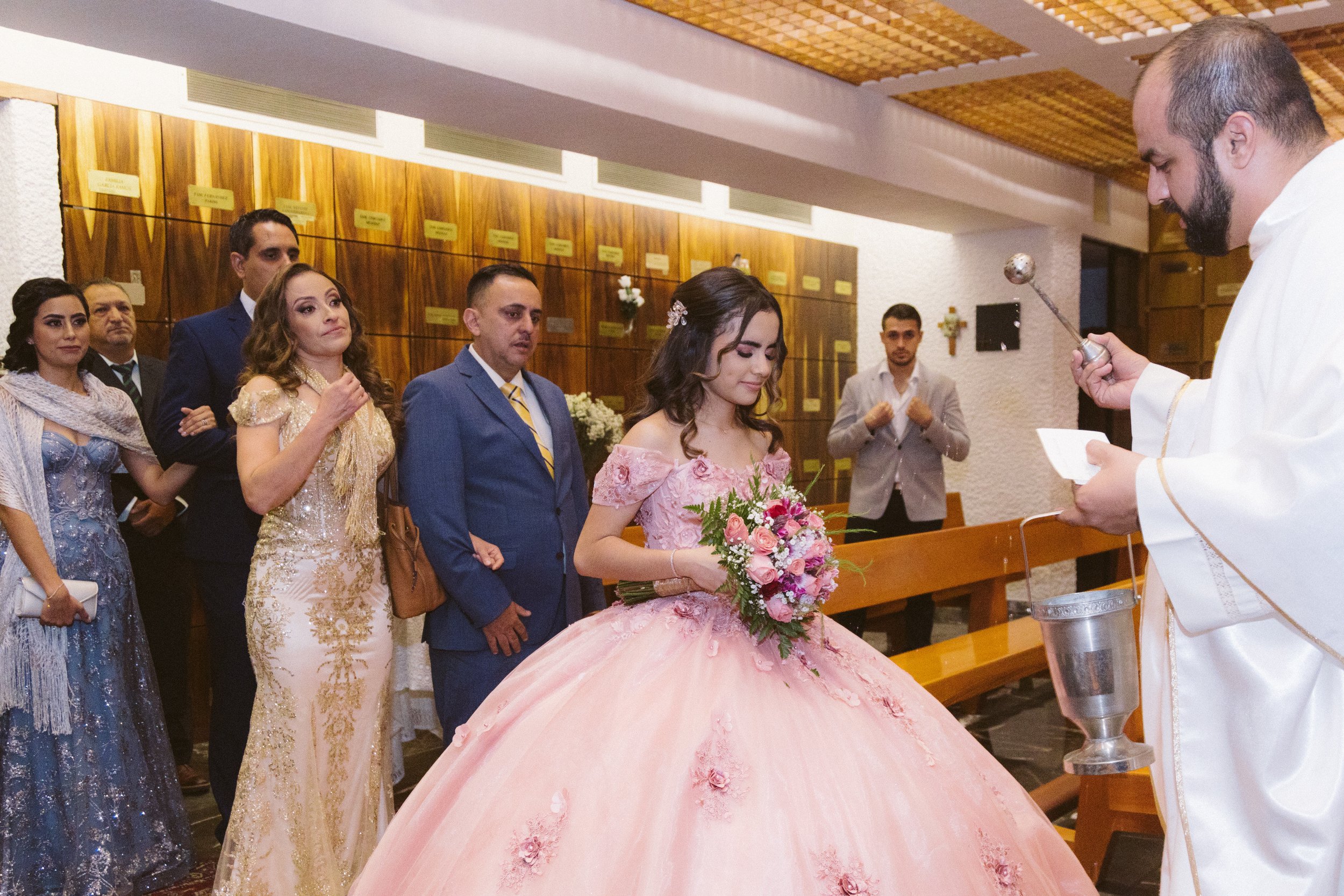  https://www.juanmapineda.com/fotografo-guadalajara/xv 