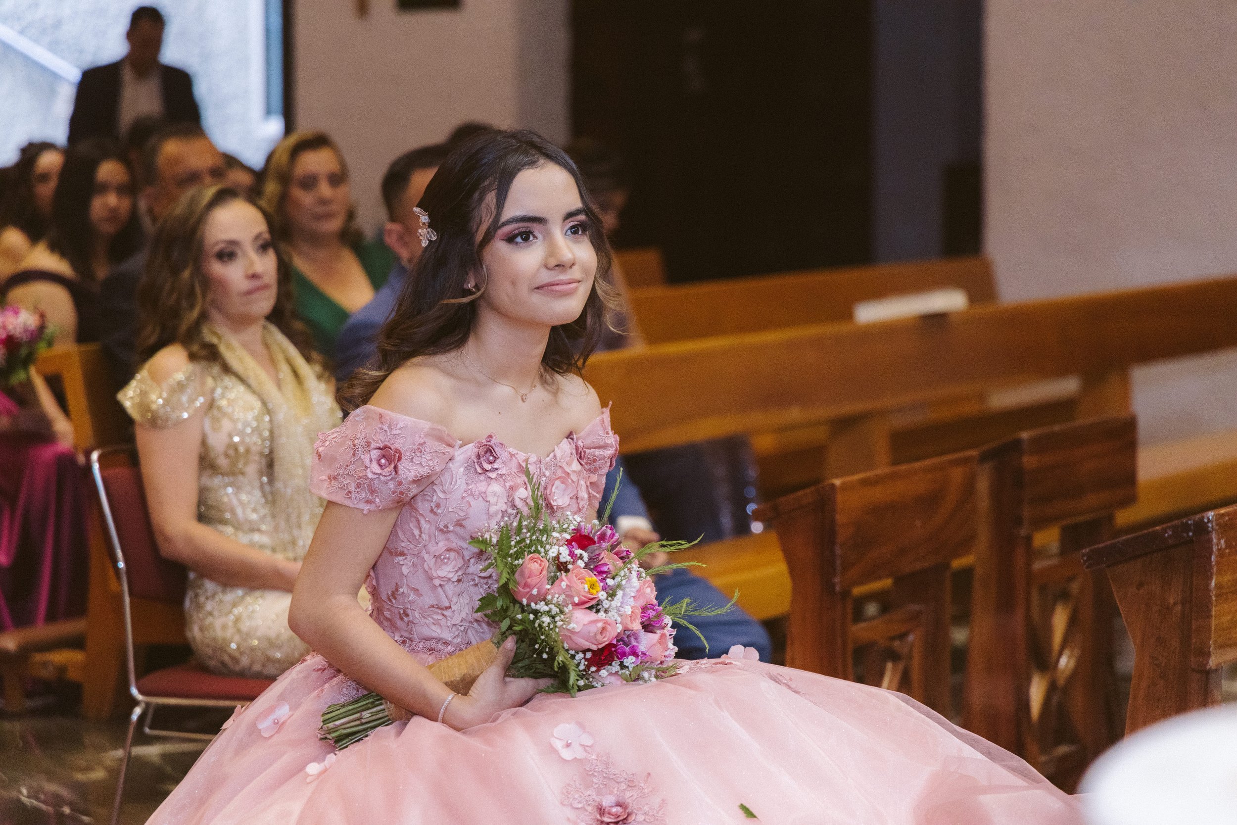  https://www.juanmapineda.com/fotografo-guadalajara/xv 