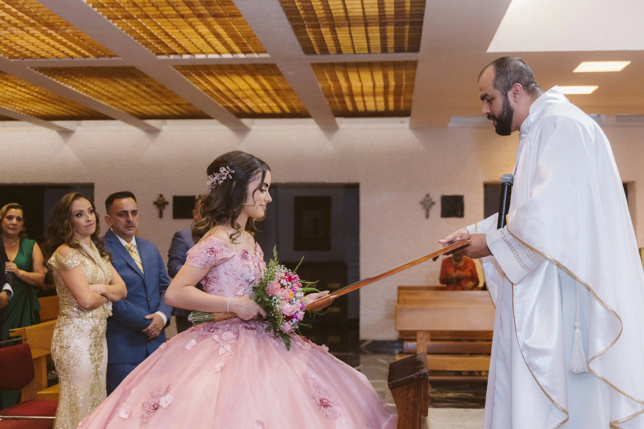 https://www.juanmapineda.com/fotografo-guadalajara/xv 