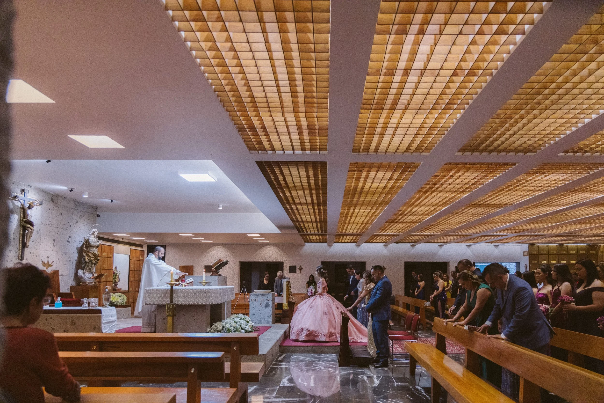  https://www.juanmapineda.com/fotografo-guadalajara/xv 