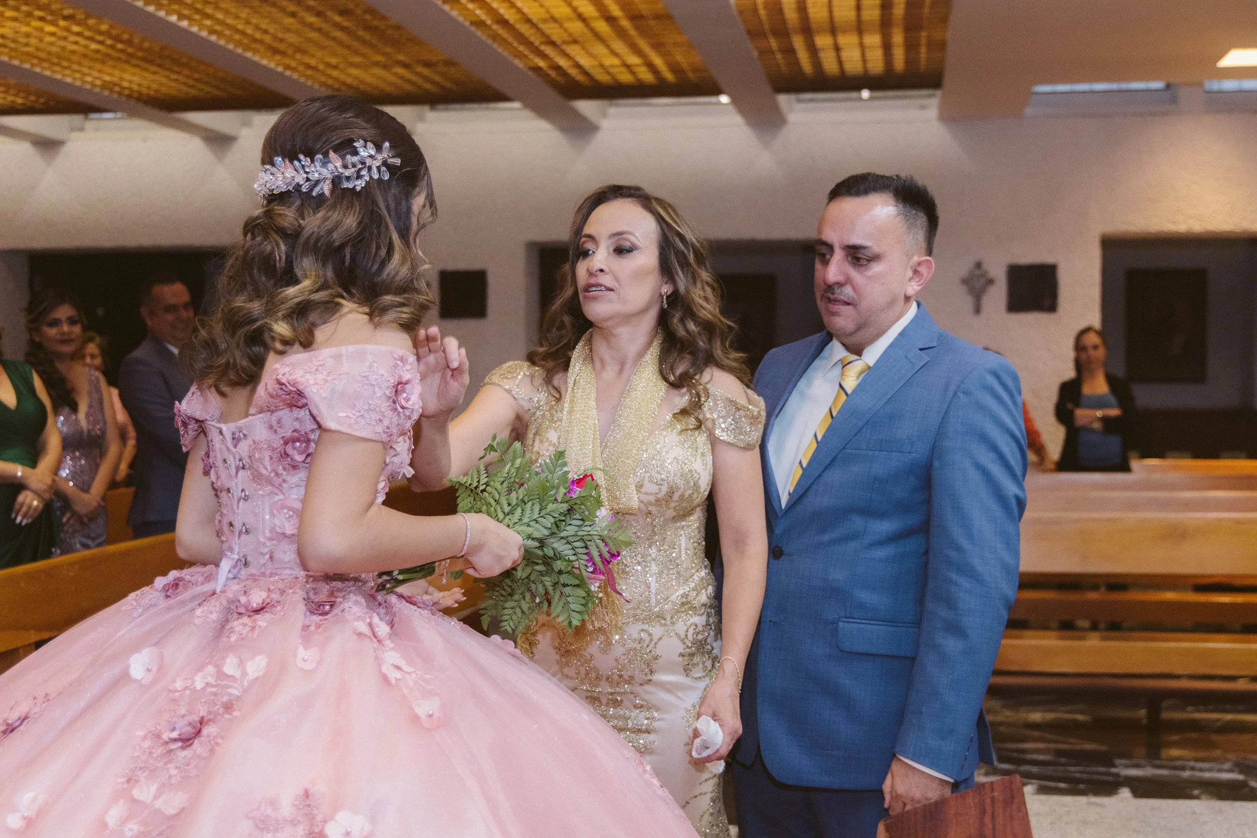  https://www.juanmapineda.com/fotografo-guadalajara/xv 