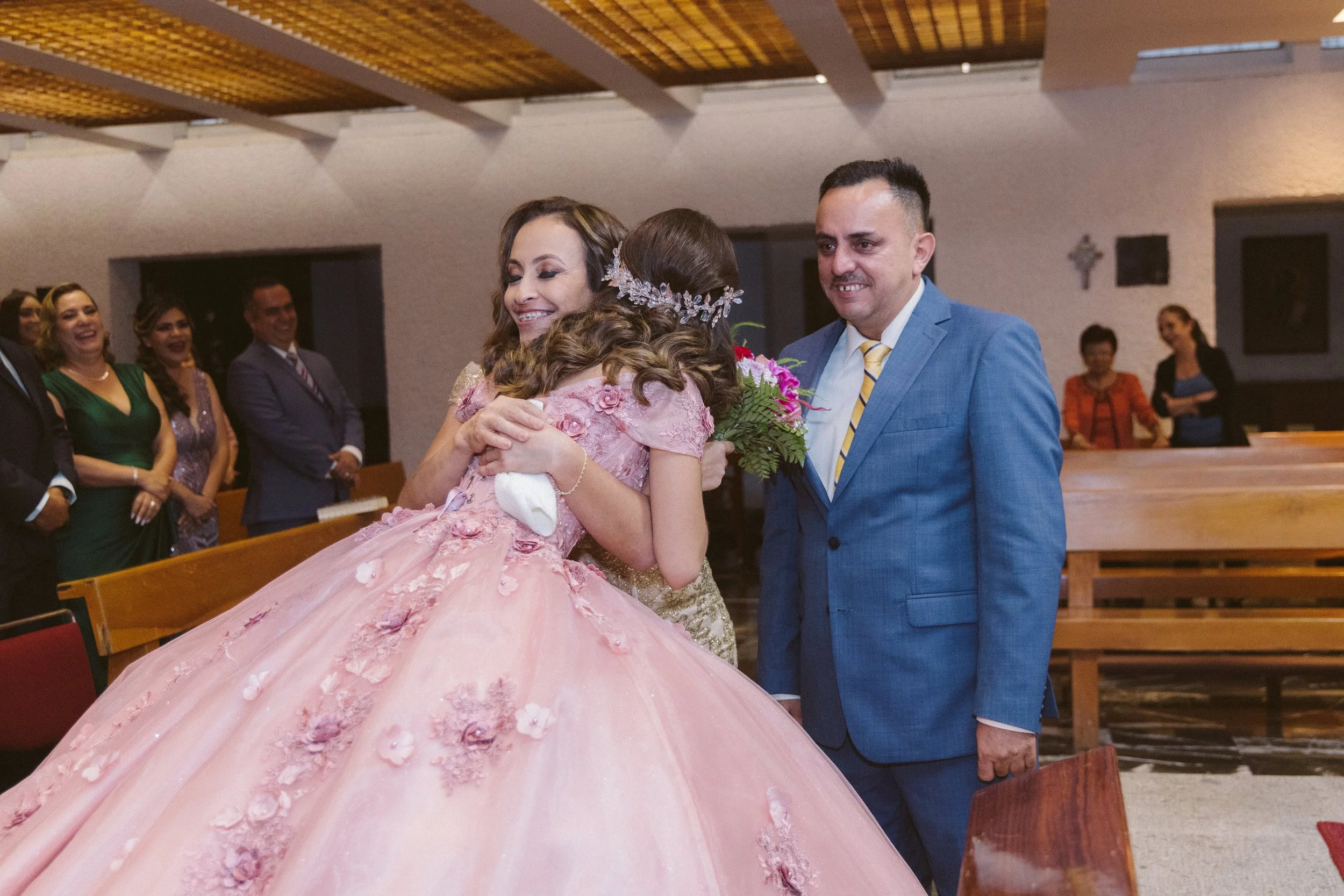  https://www.juanmapineda.com/fotografo-guadalajara/xv 