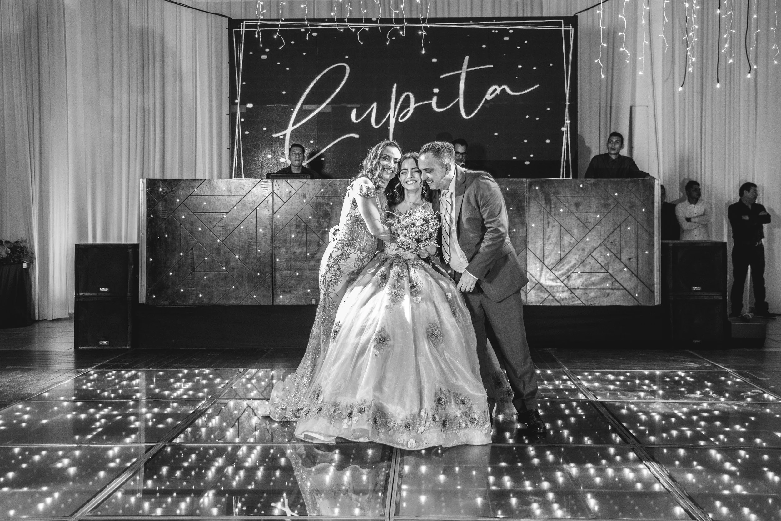  https://www.juanmapineda.com/fotografo-guadalajara/xv 