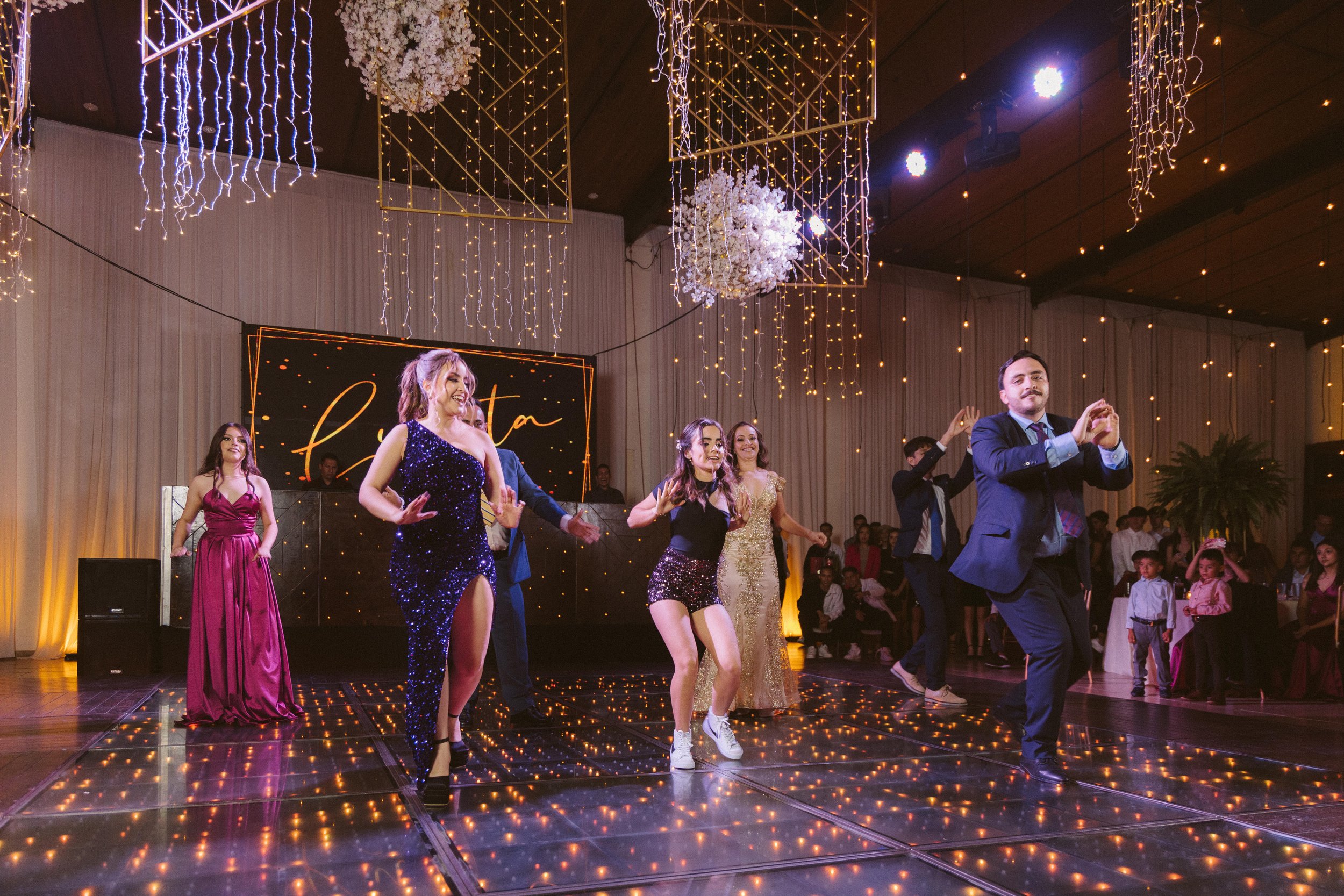  https://www.juanmapineda.com/fotografo-guadalajara/xv 