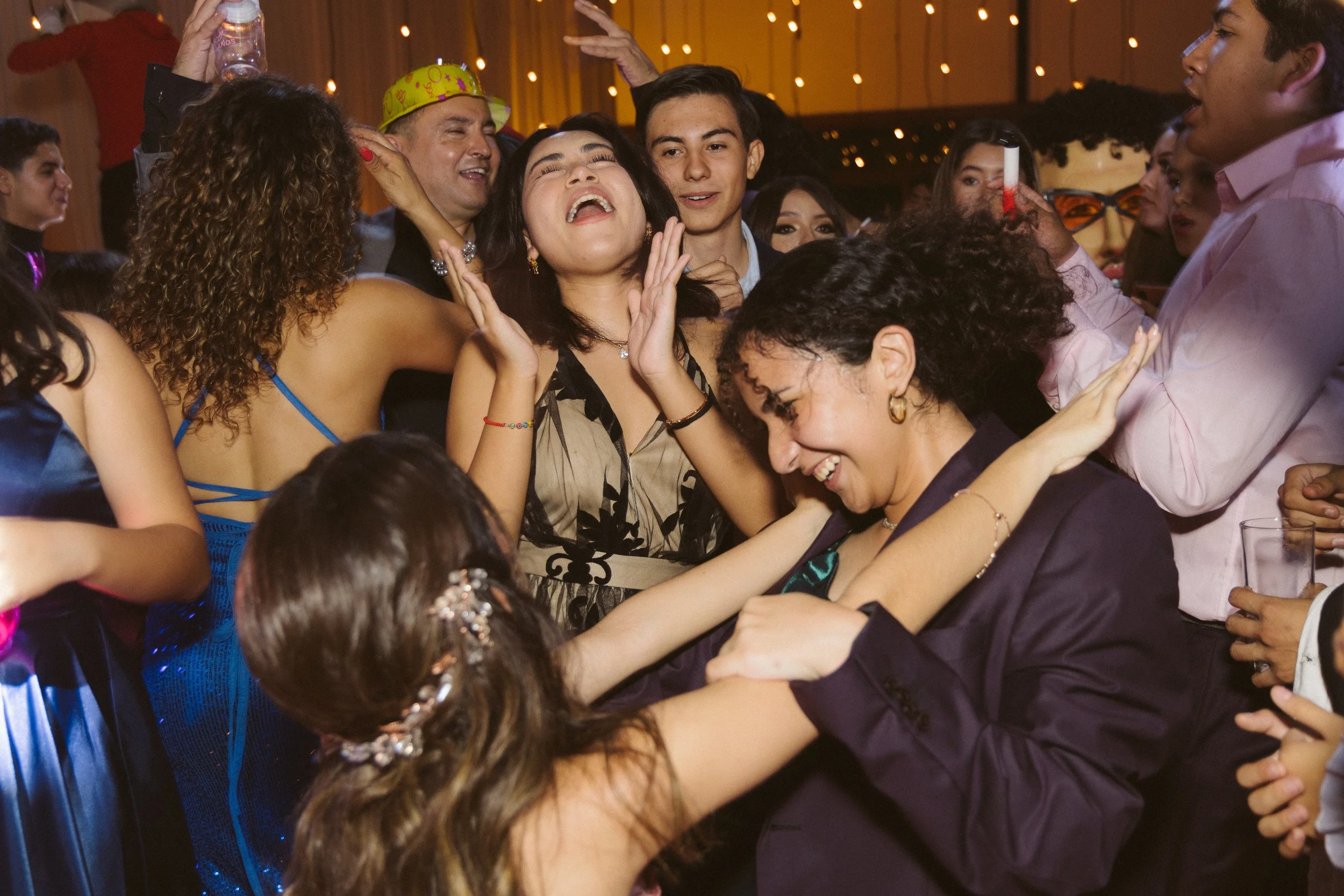  https://www.juanmapineda.com/fotografo-guadalajara/xv 