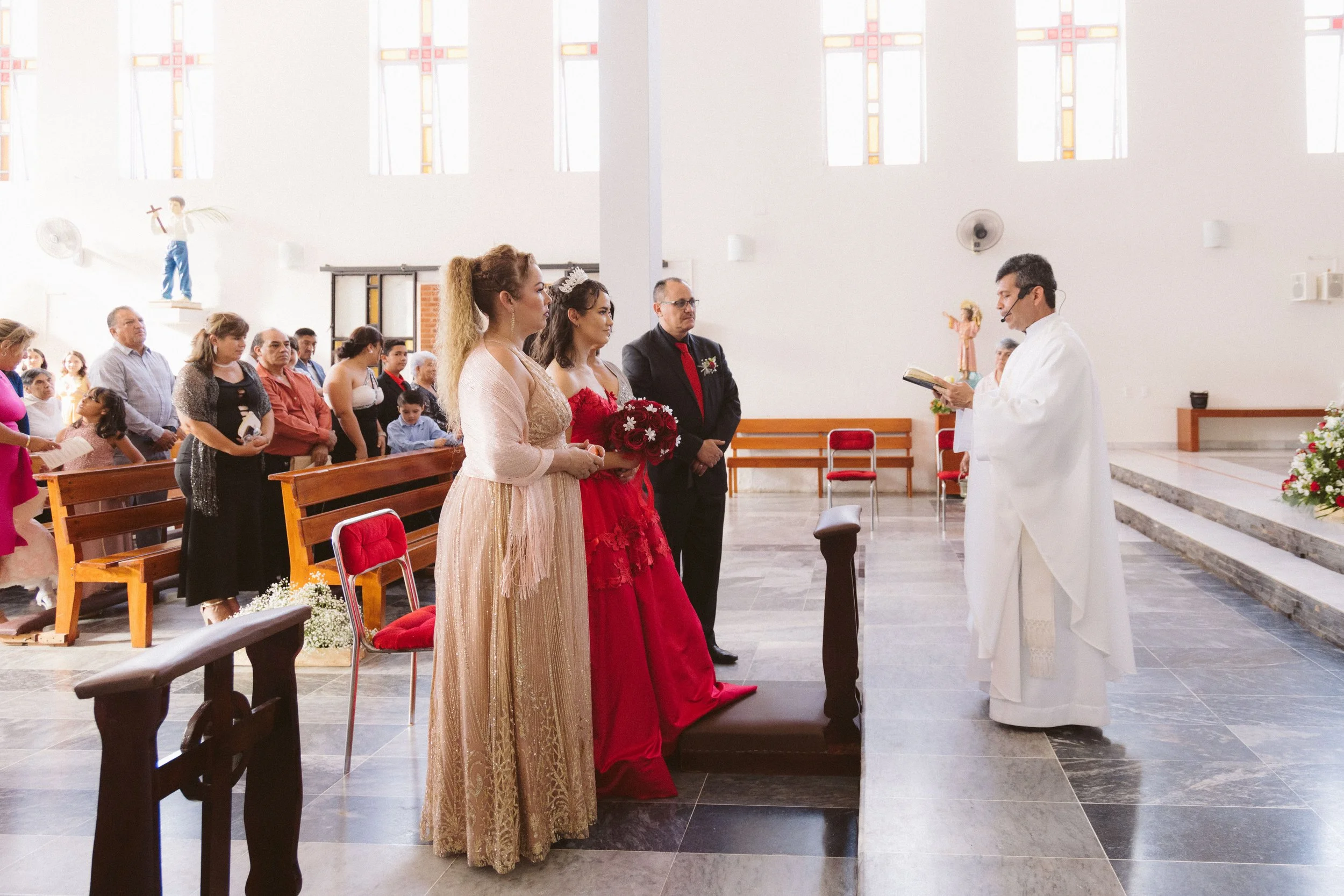  https://www.juanmapineda.com/fotografo-guadalajara/xv 