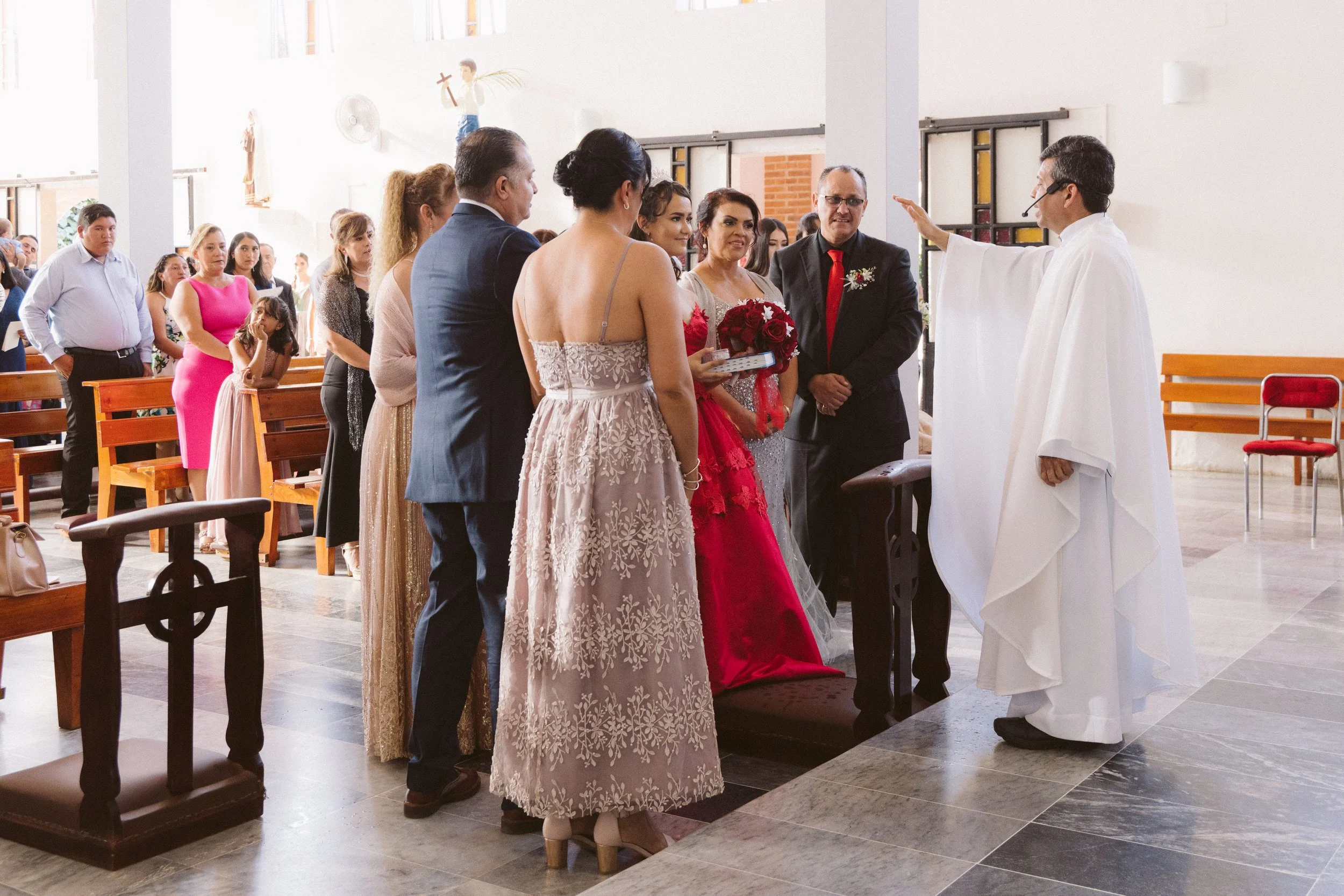  https://www.juanmapineda.com/fotografo-guadalajara/xv 