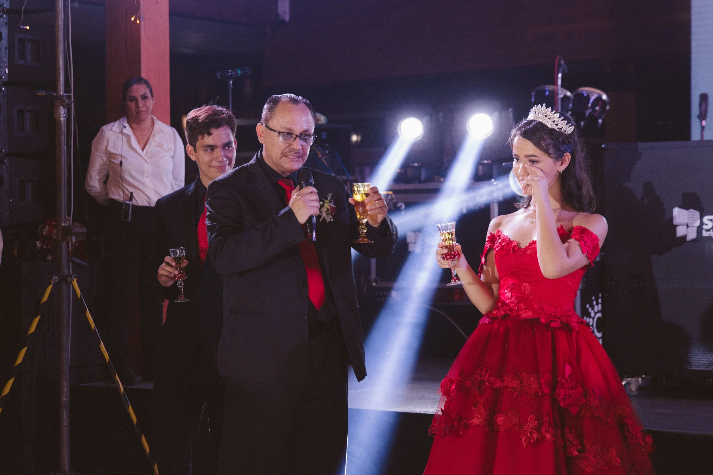  https://www.juanmapineda.com/fotografo-guadalajara/xv 