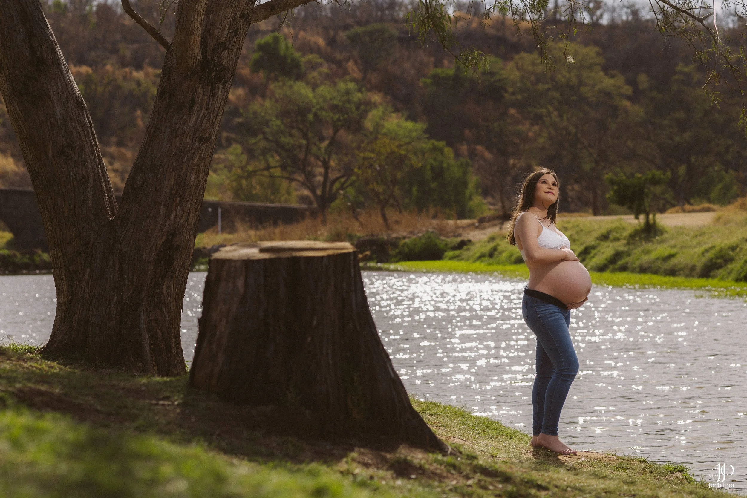  https://www.juanmapineda.com/blog/embarazo-maternidad/sesiones-fotograficas 
