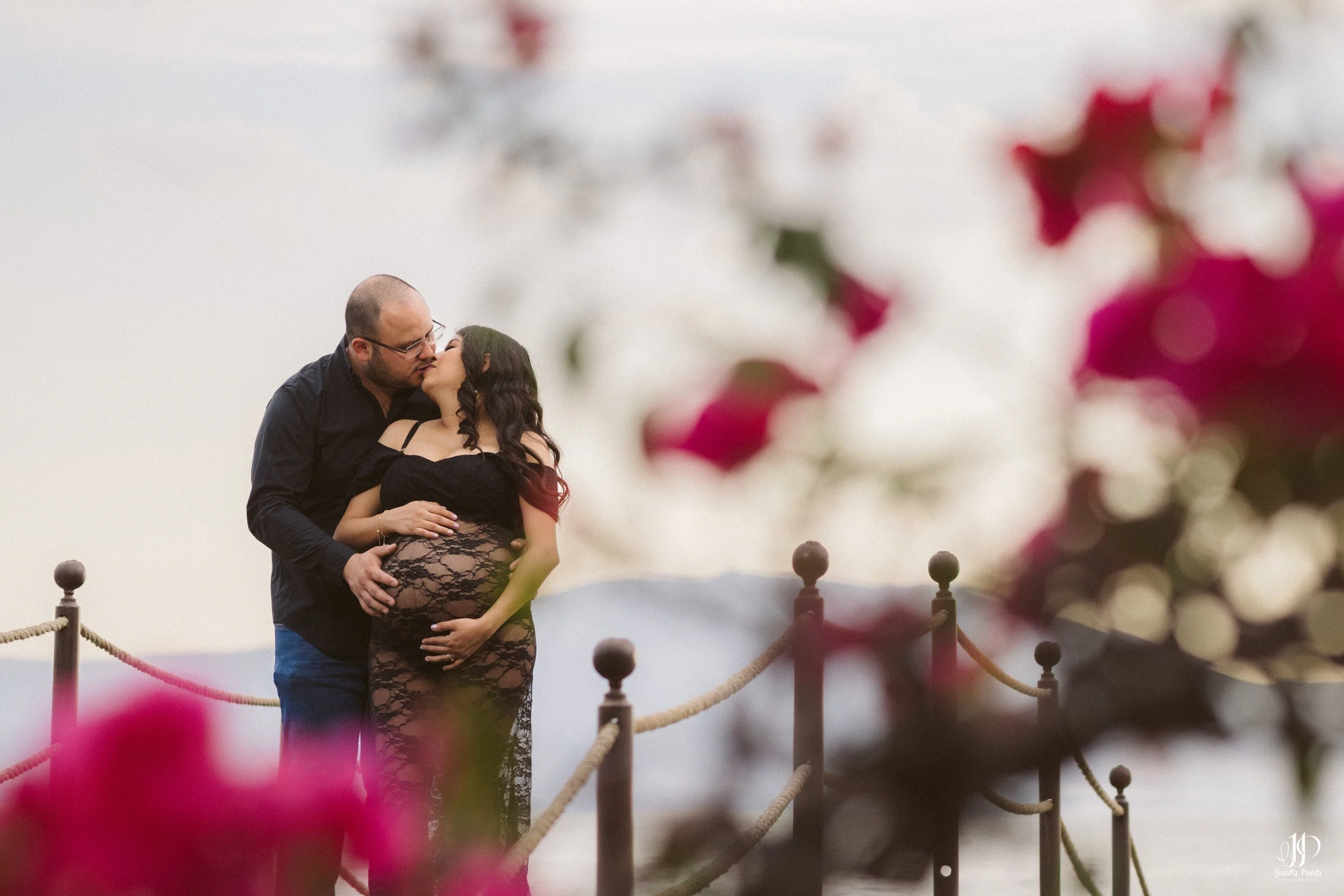  https://www.juanmapineda.com/blog/embarazo-maternidad/sesiones-fotograficas 