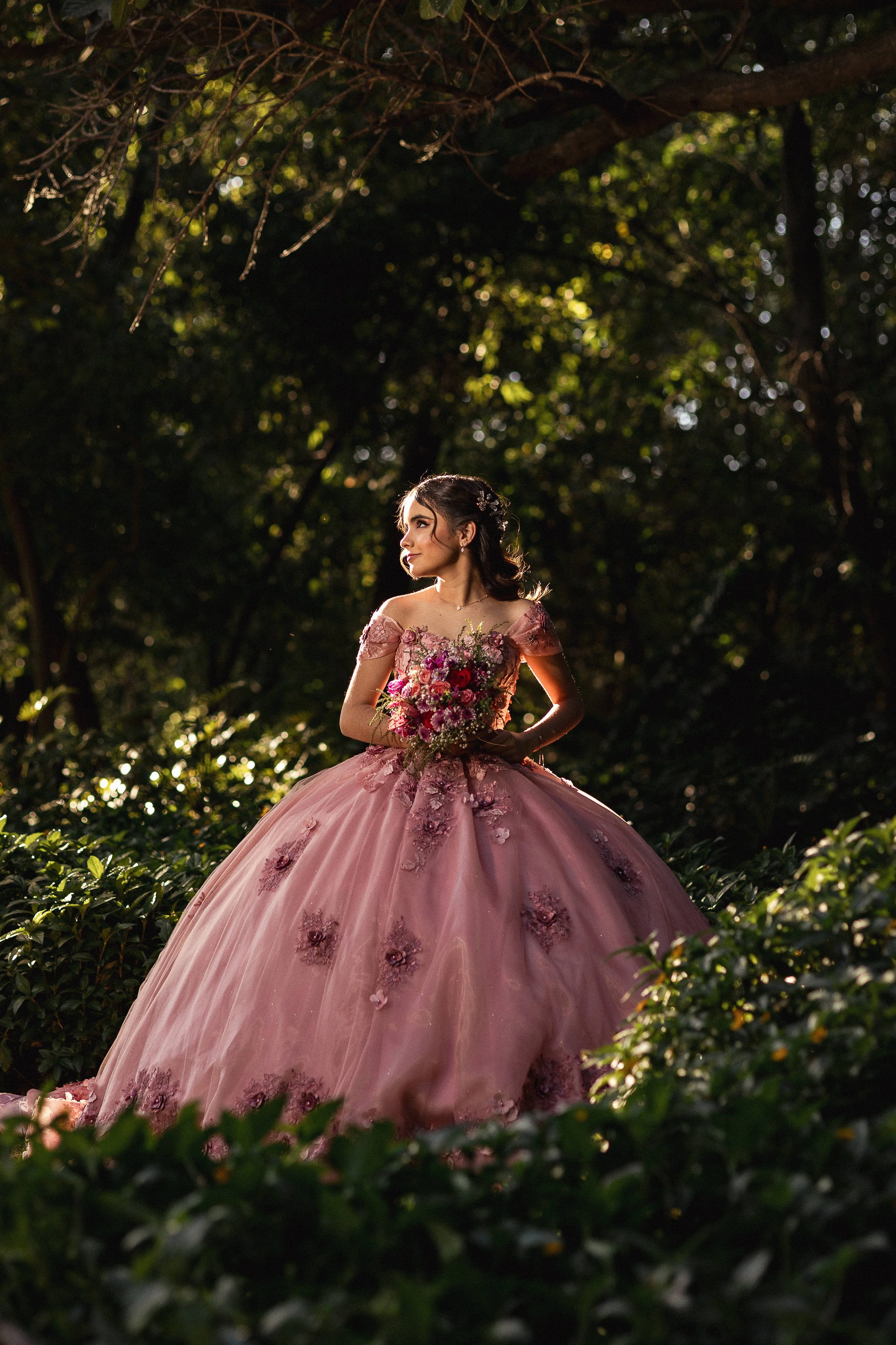  https://www.juanmapineda.com/fotografo-guadalajara/xv 