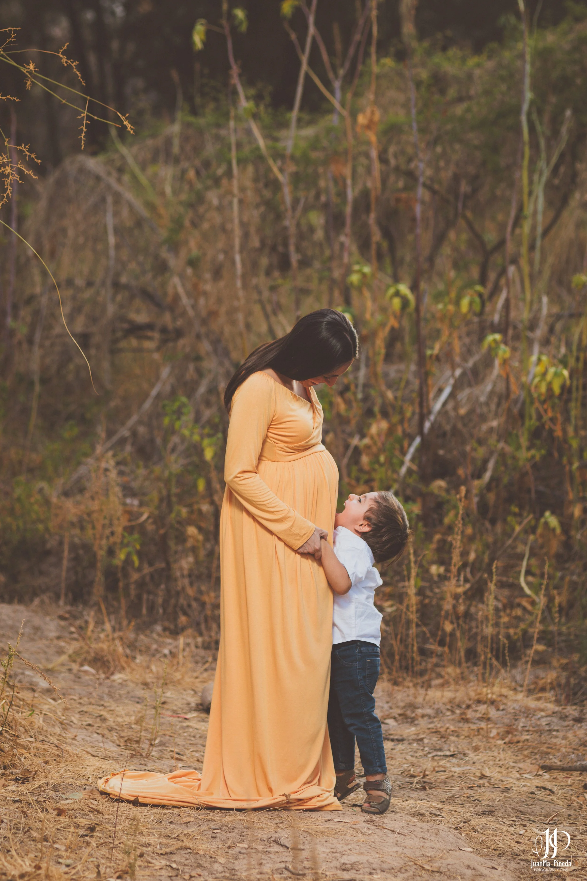 Sesión Maternidad Bosques Del Centinela-2.jpg