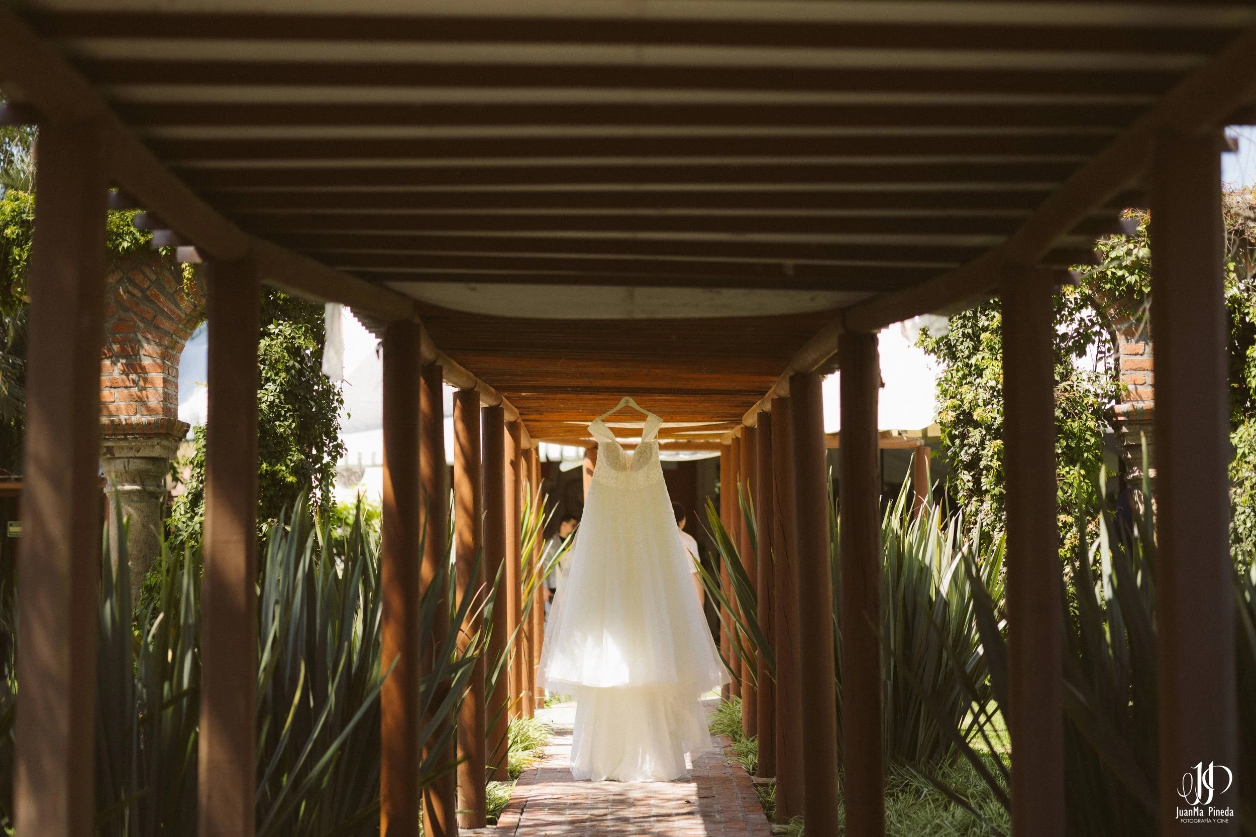 Getting Ready+Hacienda Magdalena-3.jpg