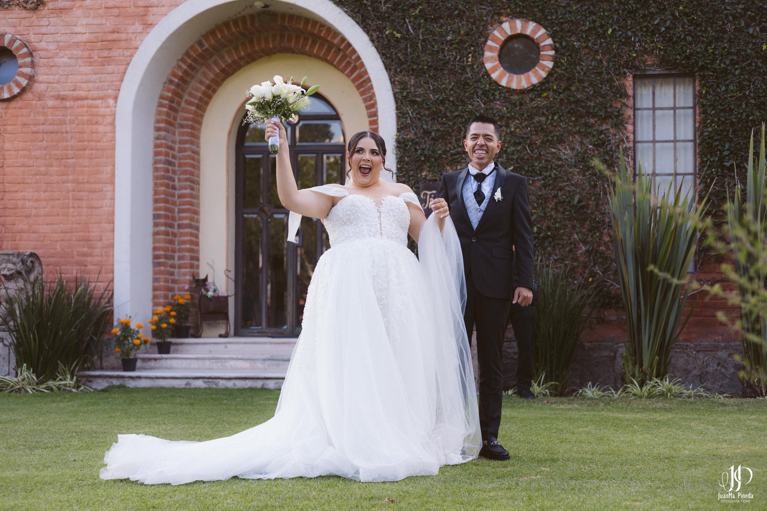 First Look+Hacienda Magdalena-10.jpg